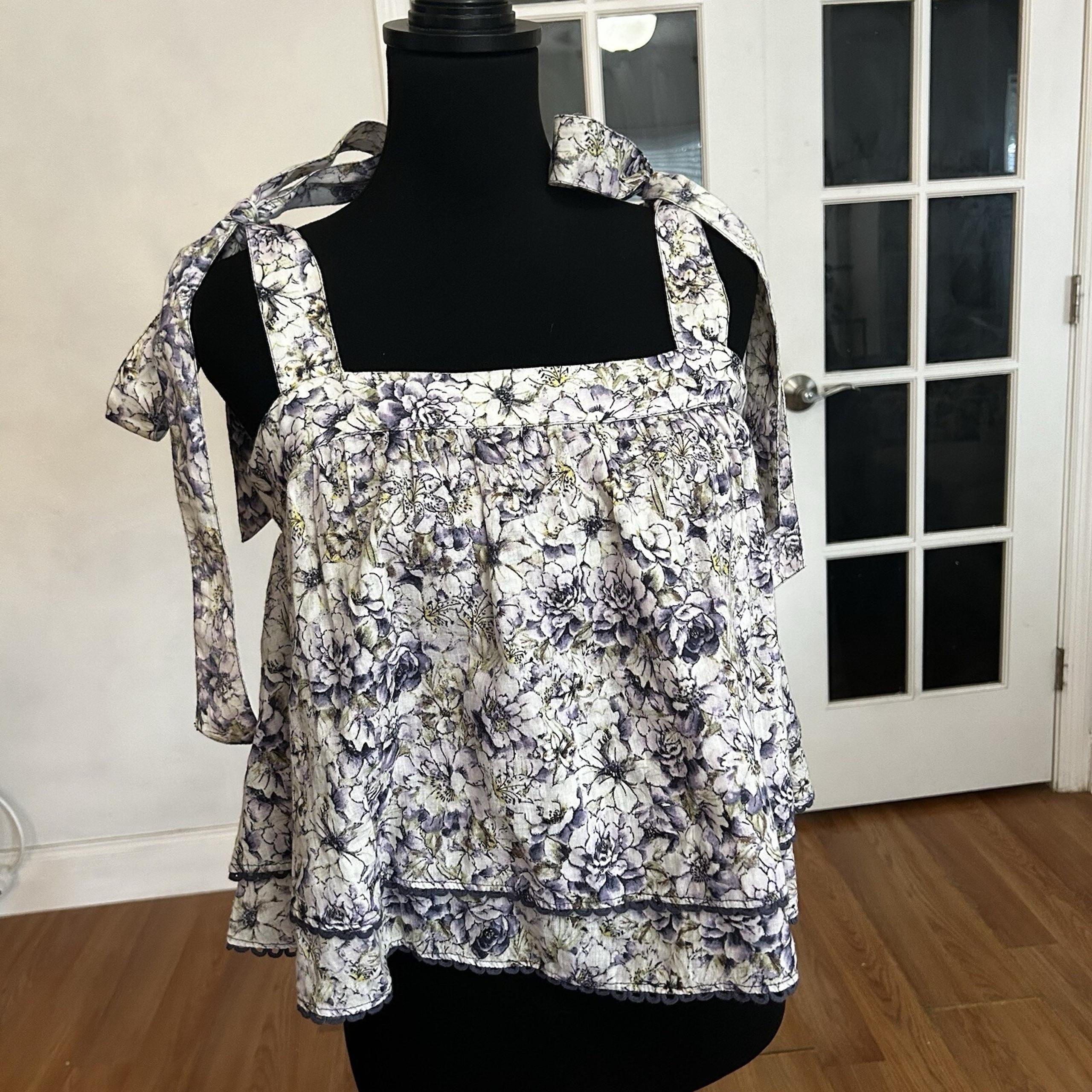 New HAPPY NATURE Tank Top Floral Boho Artsy Fairy Garden Size Medium MSRP $78