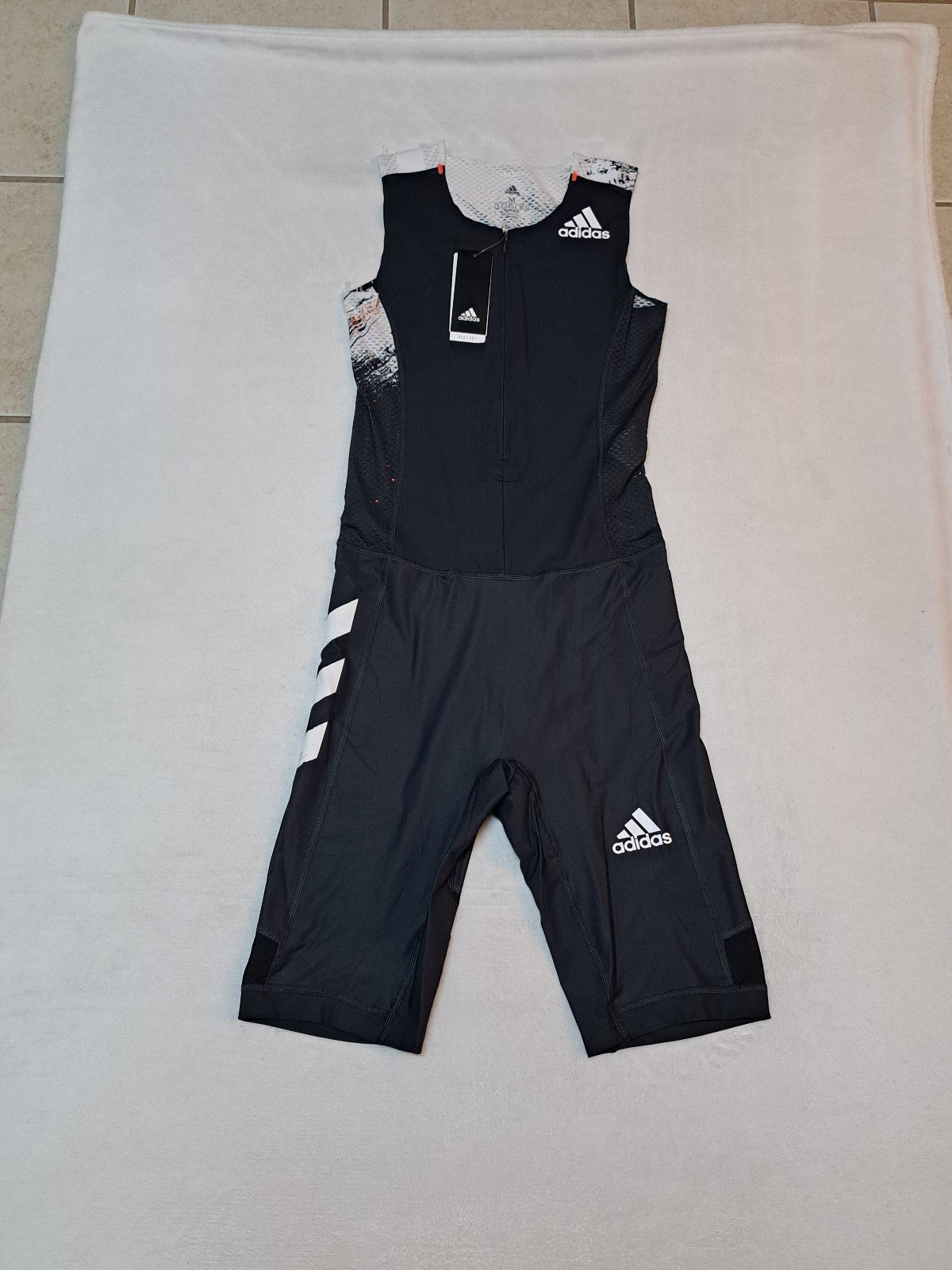 Pro Elite – Bell Lap Track and Field