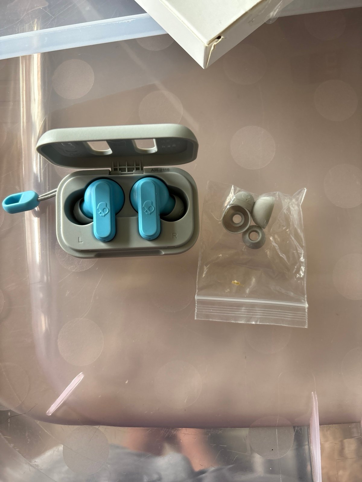 Skullcandy wireless headphones