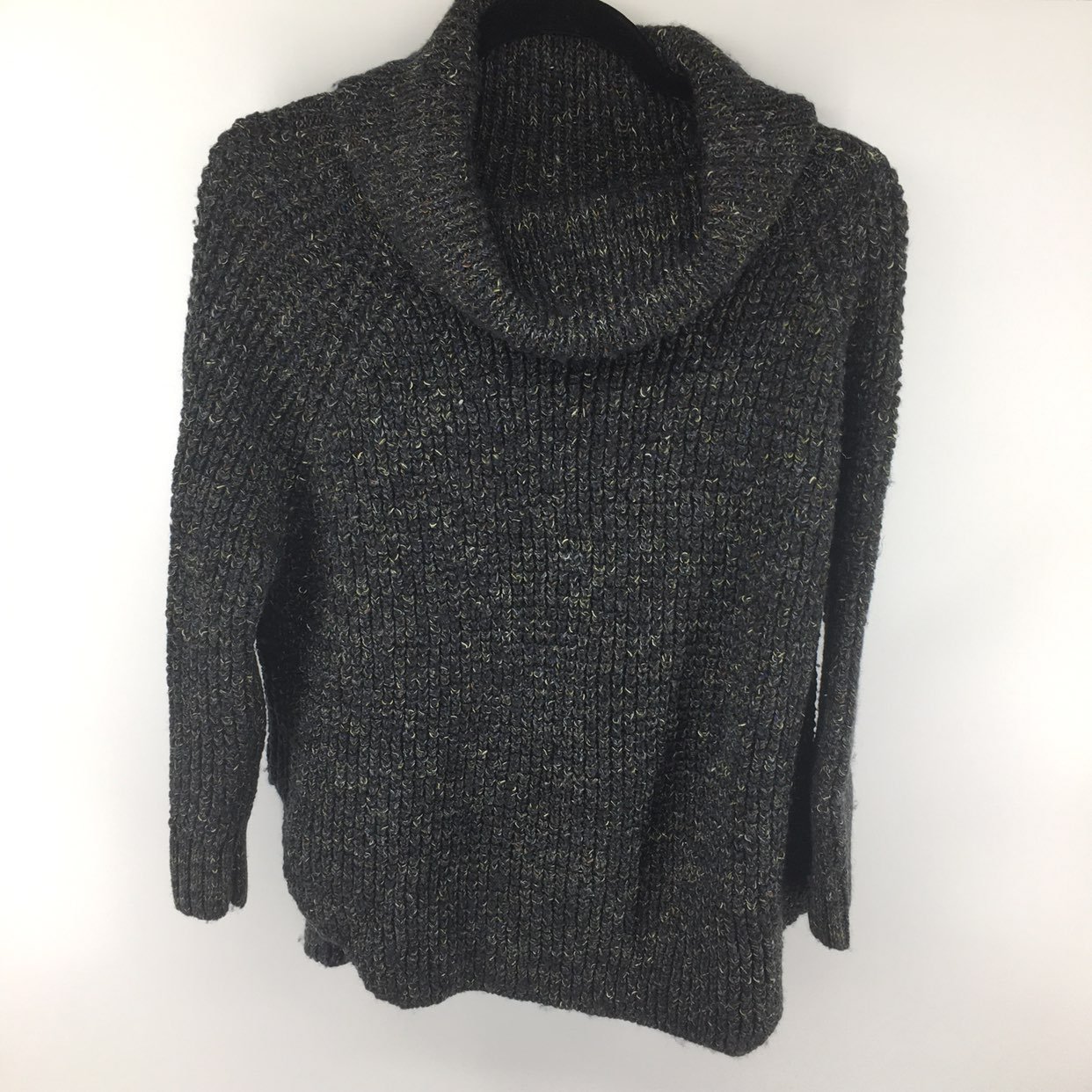 logo AP puffy knit – BUNNY APARTMENT