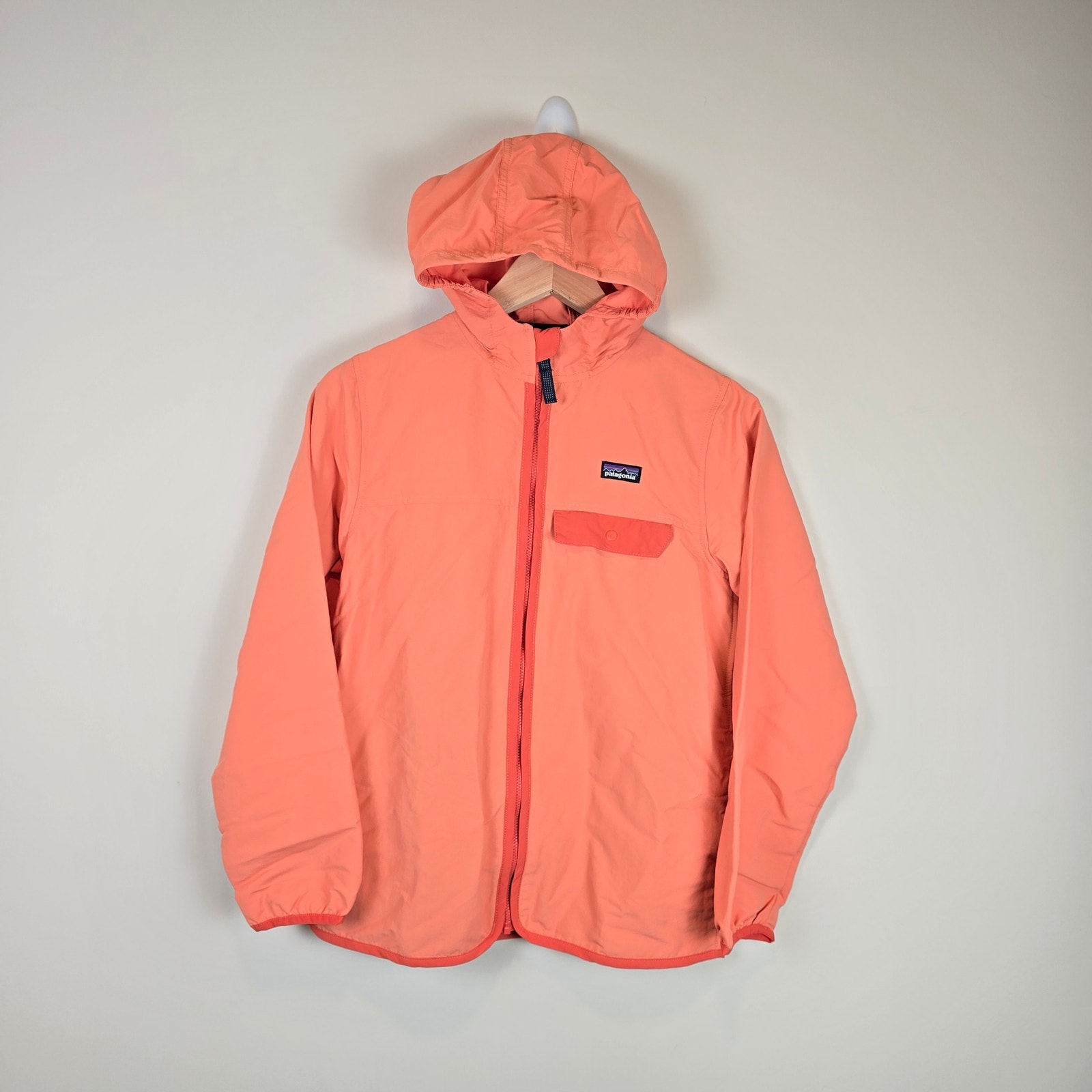 Patagonia Kids Baggies Jacket Size XL/14 Coho Coral Pimento Red