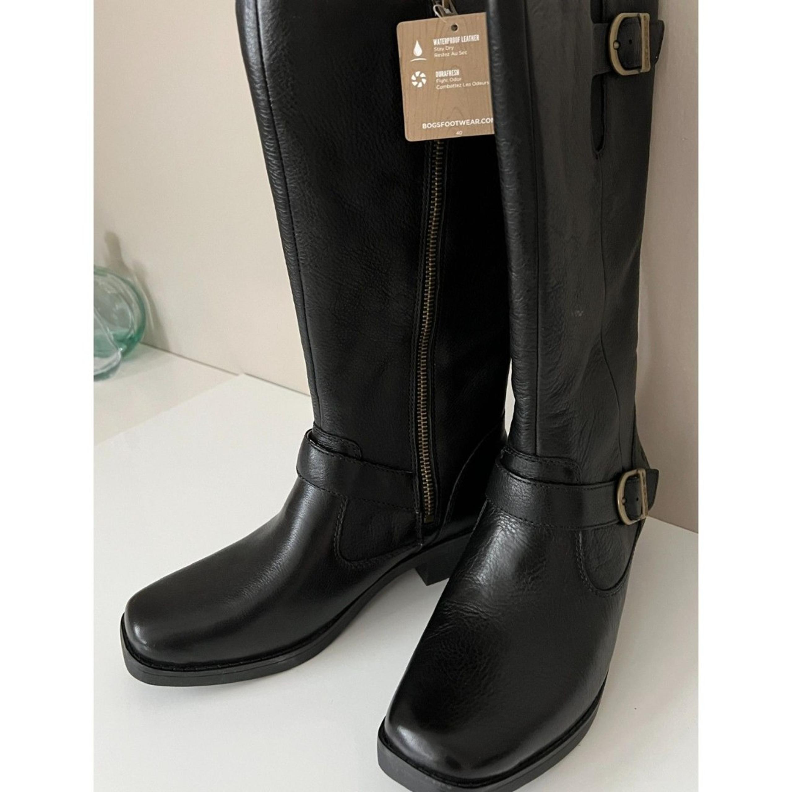 NWT Bogs Gretchen tall  black leather boots. Size 7.5.