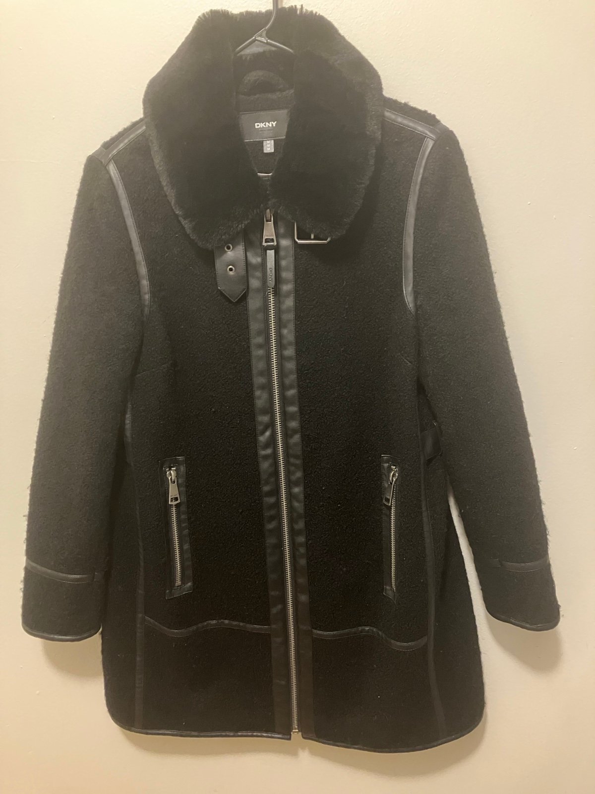 DKNY WOMENS MEDIUM COAT