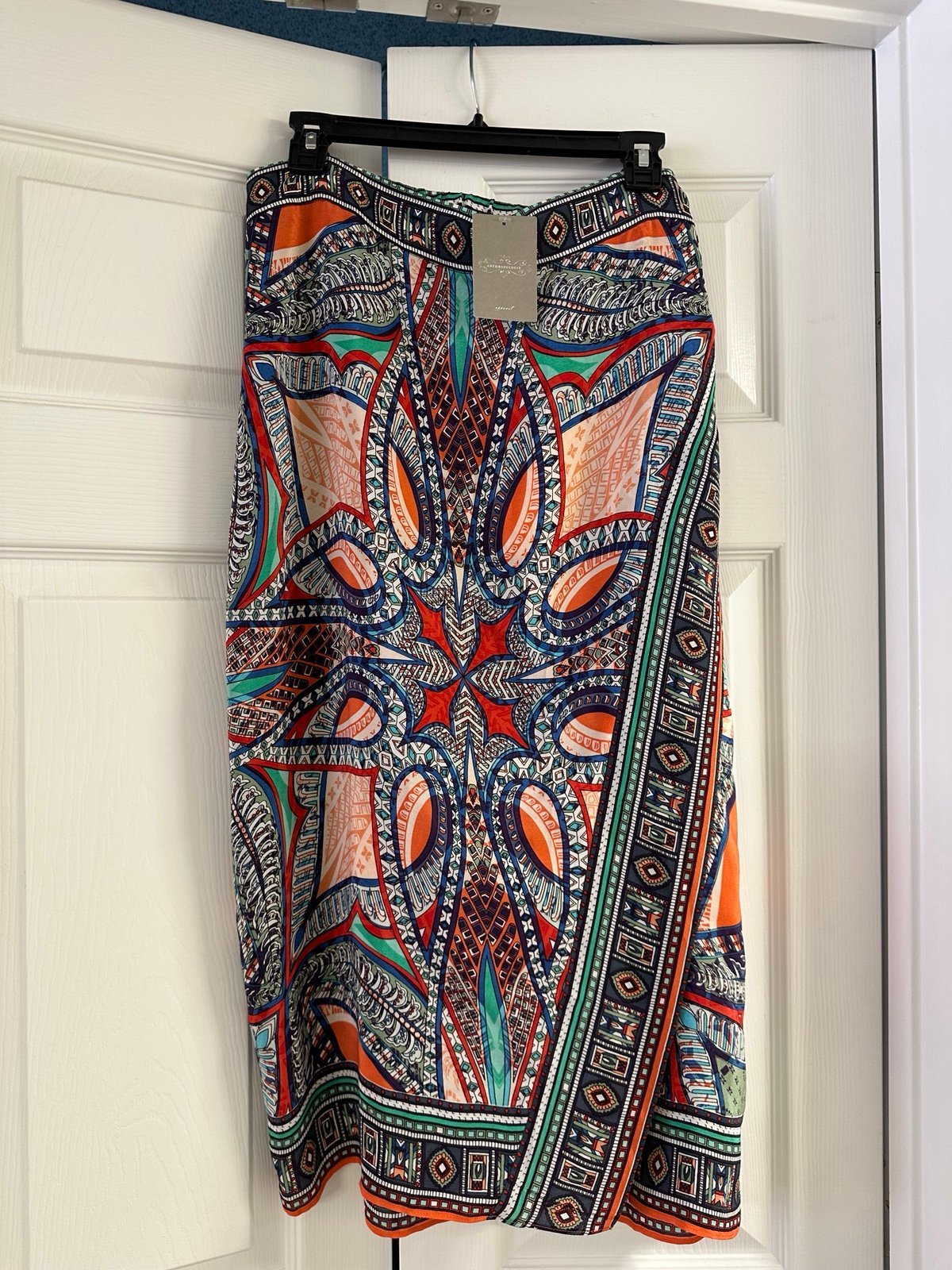 100 %Silk Skirt Anthropologie Maeve size 6P