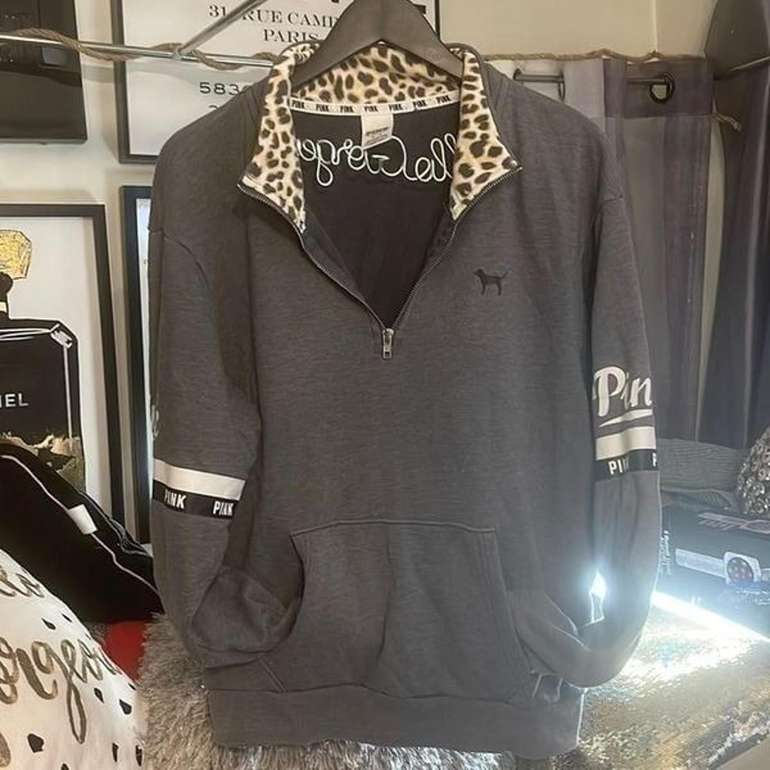 VS Pink grey 1/4 quarter zip pullover sweatshirt/top leopard cheetah animal m