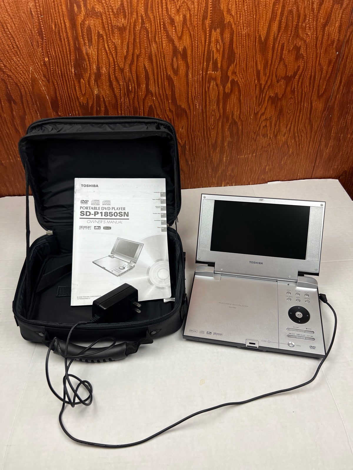 Store Portable DVD Player Toshiba SD-P1850SN