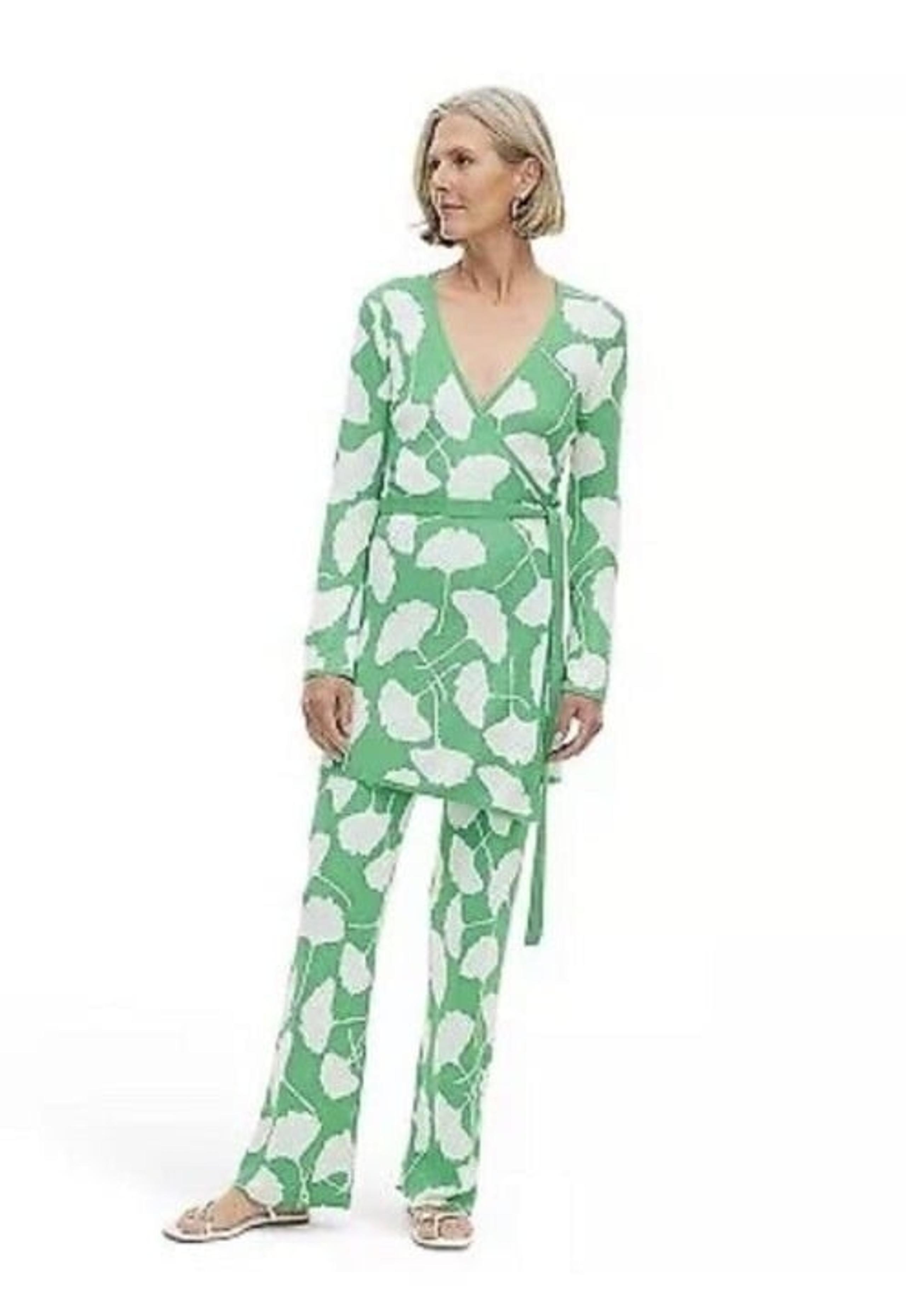 Women's Long Sleeve V-Neck Ginkgo Green Sweater Wrap Top - DVF x Target XS