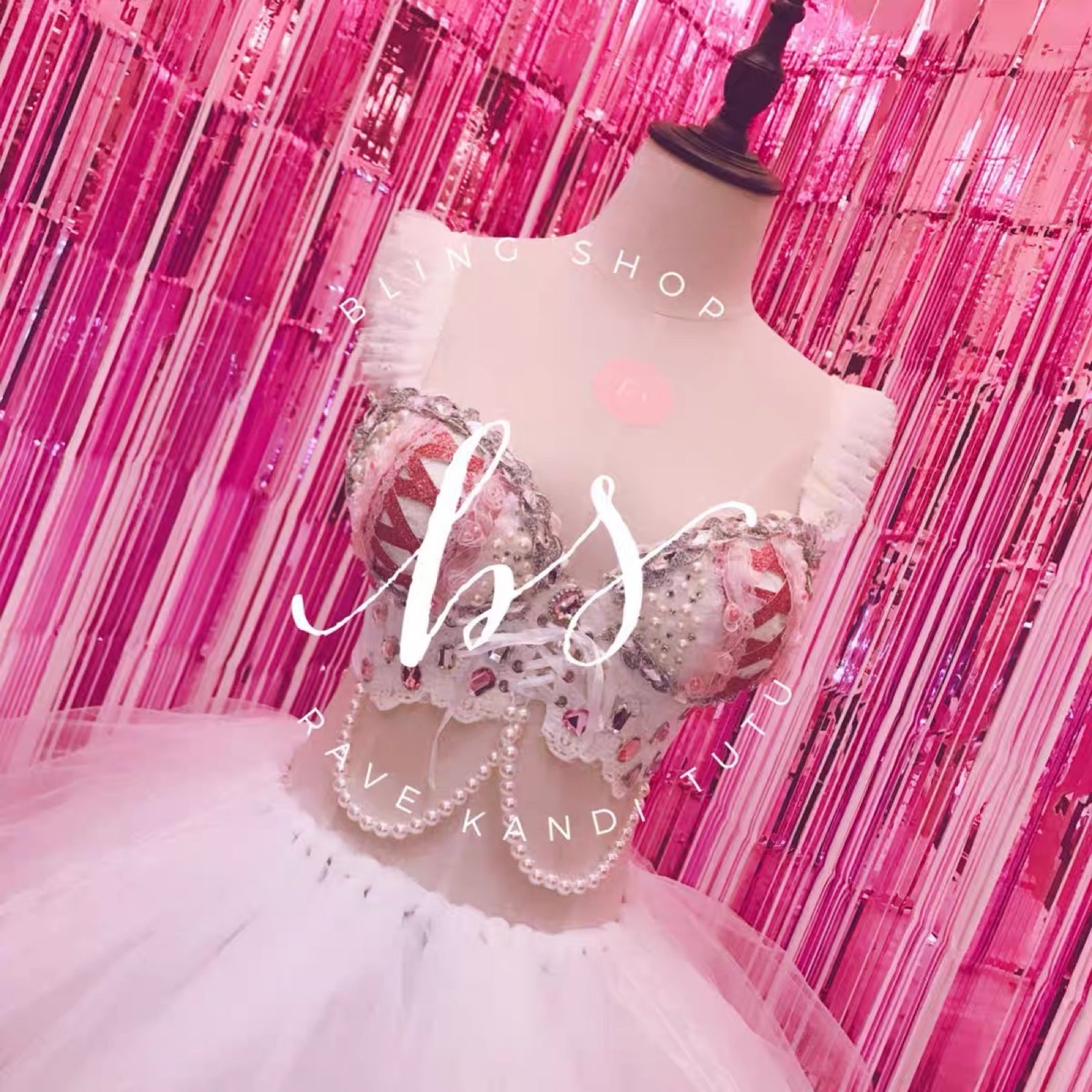 Rave Outfit Women for EDM festival