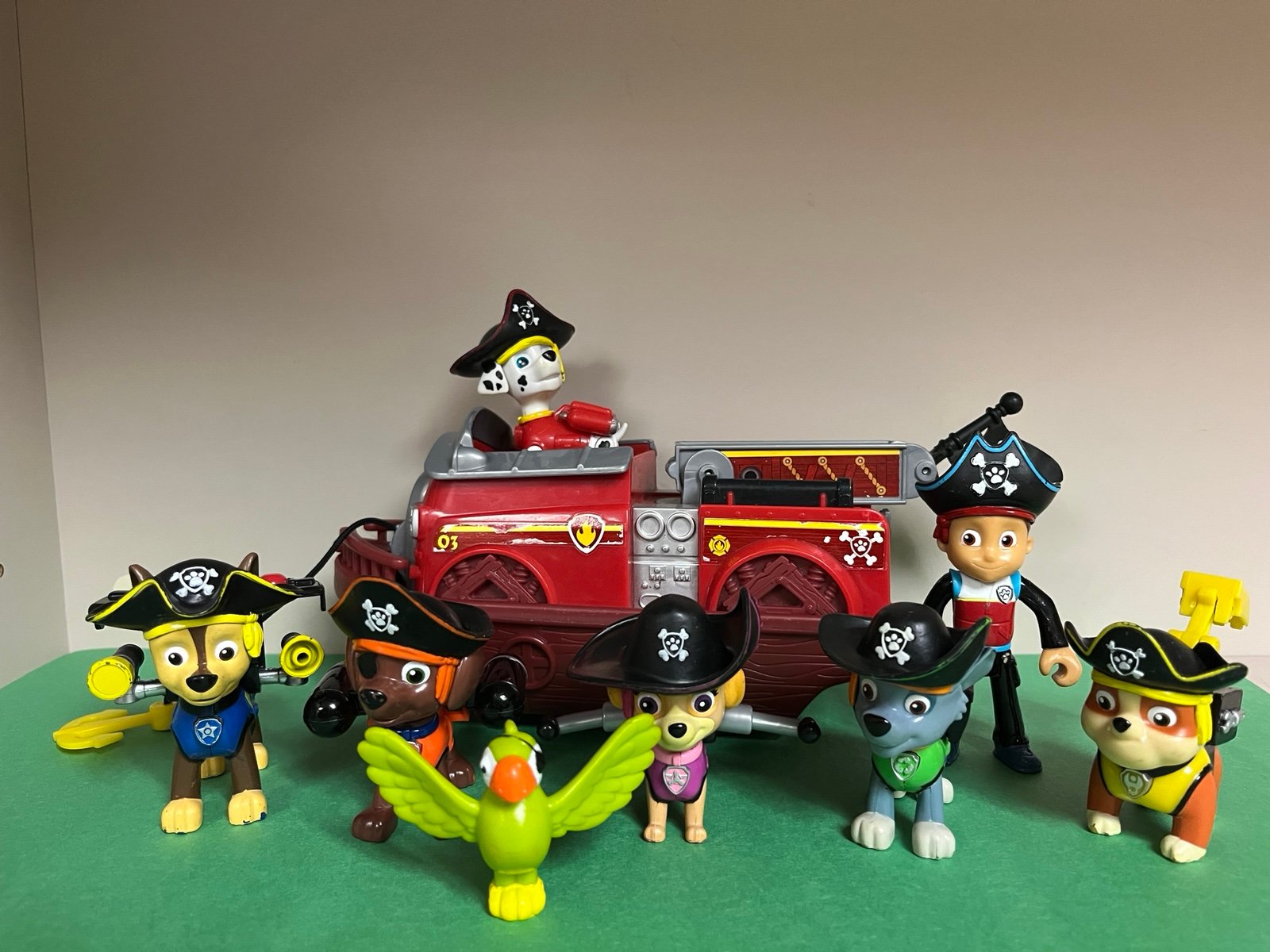 PAW Patrol Pirate Pups play set