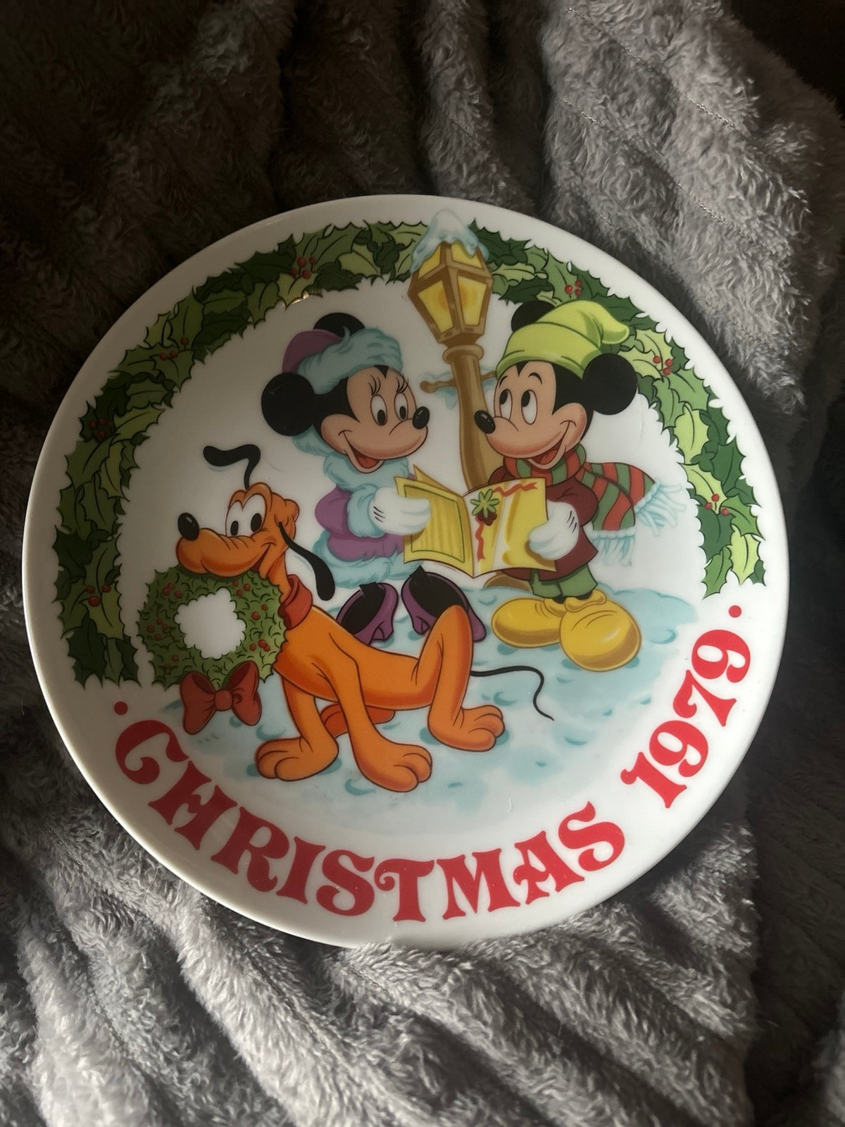 First edition Christmas, Disney plate, 1979