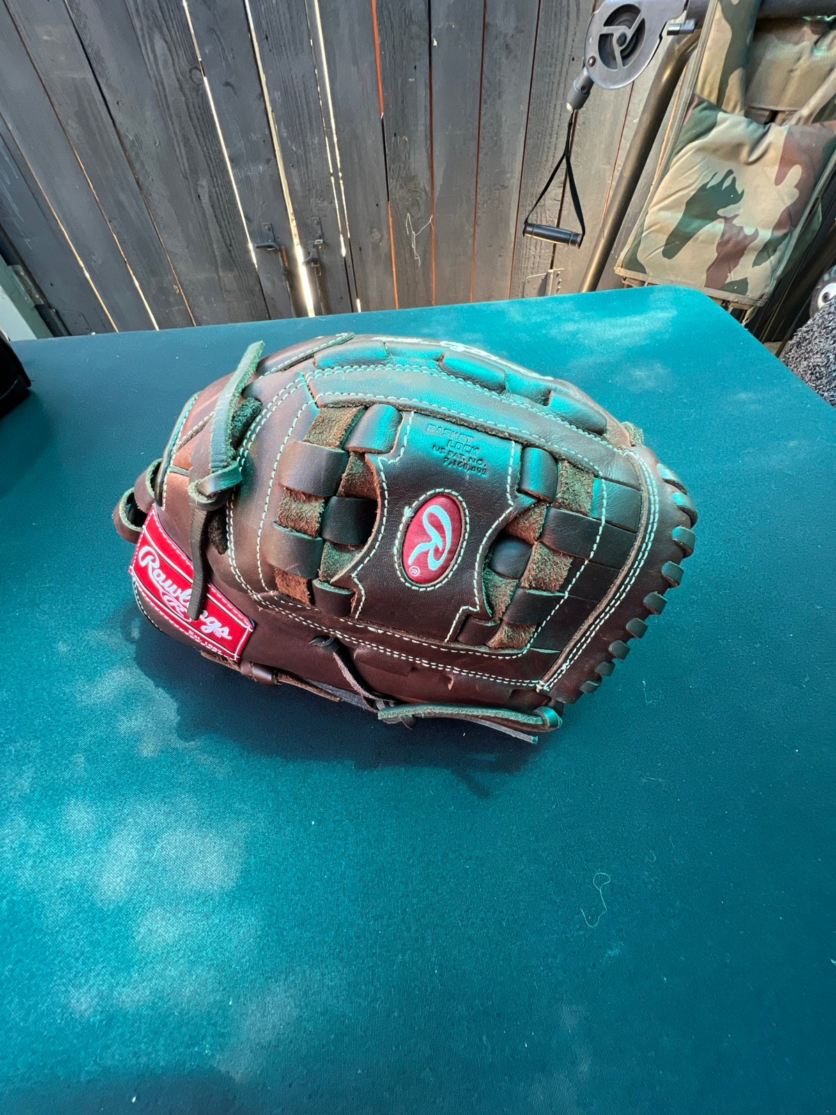 Rawlings bull series size 12