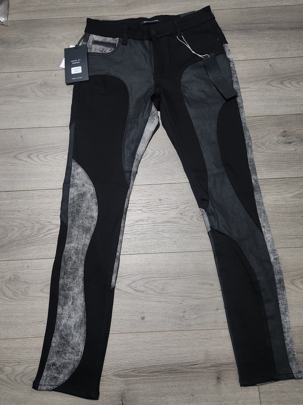 Embellish jeans by design black and grey colorblock size 30 skiny