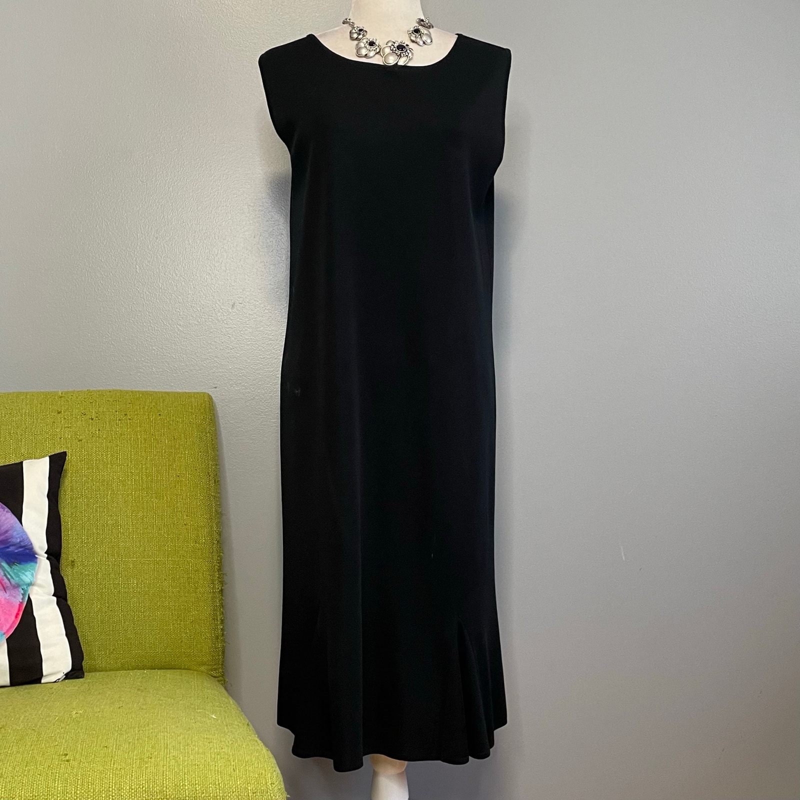 Ming Wang Black Knit Sleeveless Flared Hem Dress