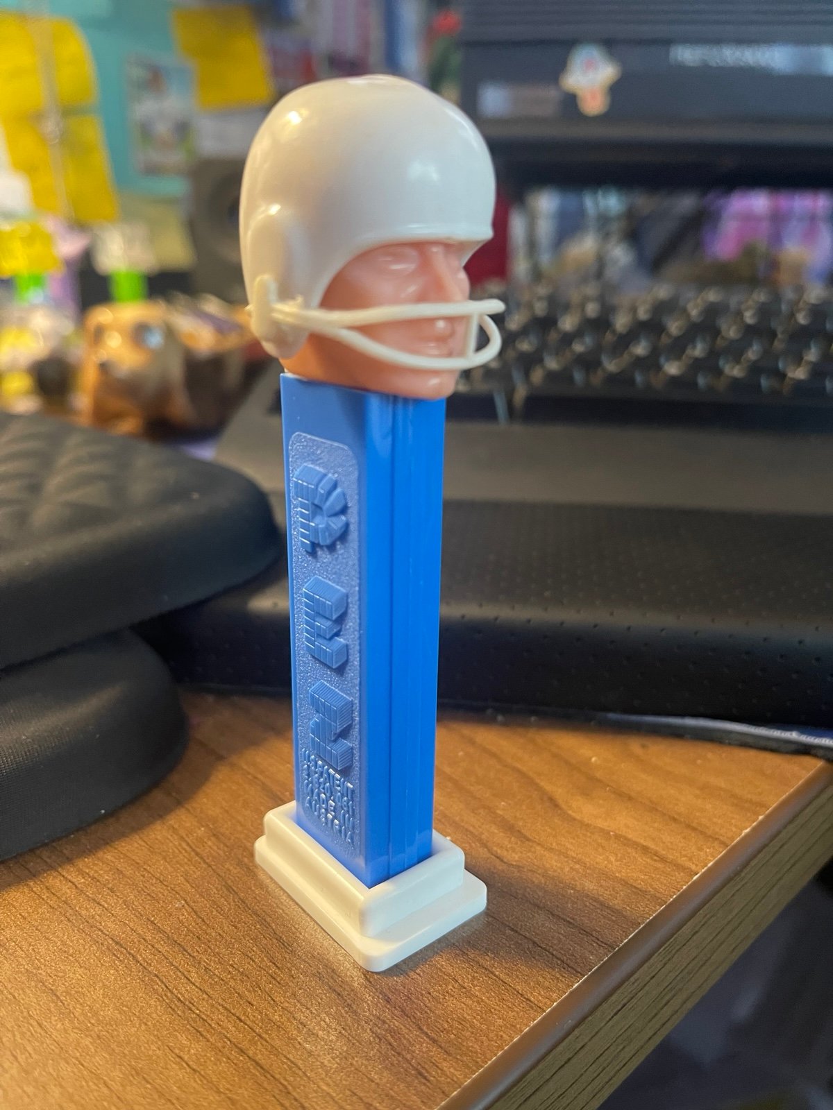 Rare Vintage No Feet NFL Football Player Pez Dispenser Pat#2.6 MI AUSTRIA