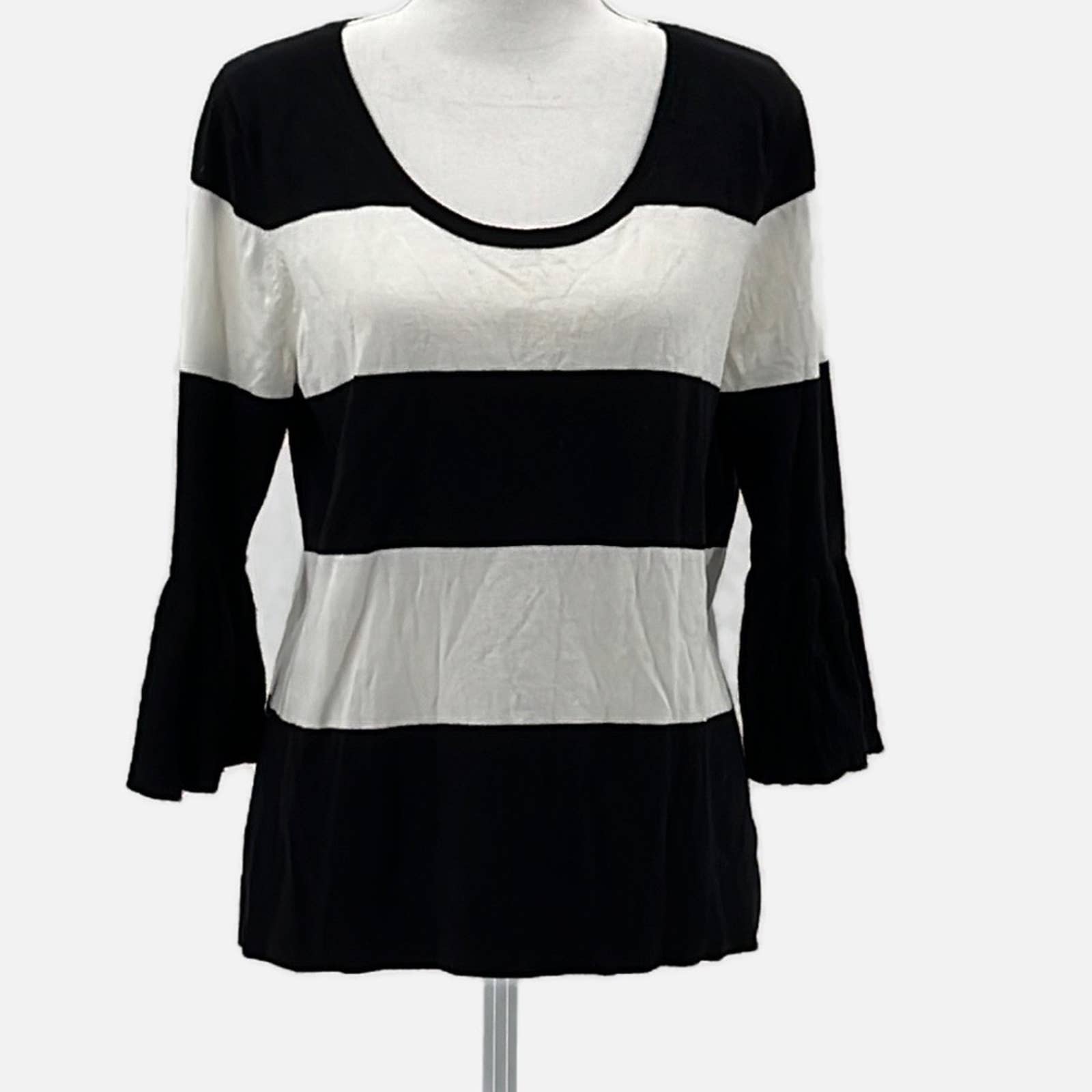 525 America Striped Scoop Neck Sweater in Black & White - Size Large