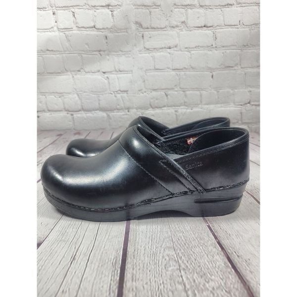 SANITA Nursing Slip-on Black Clogs Women's Size 39 (8.5)
