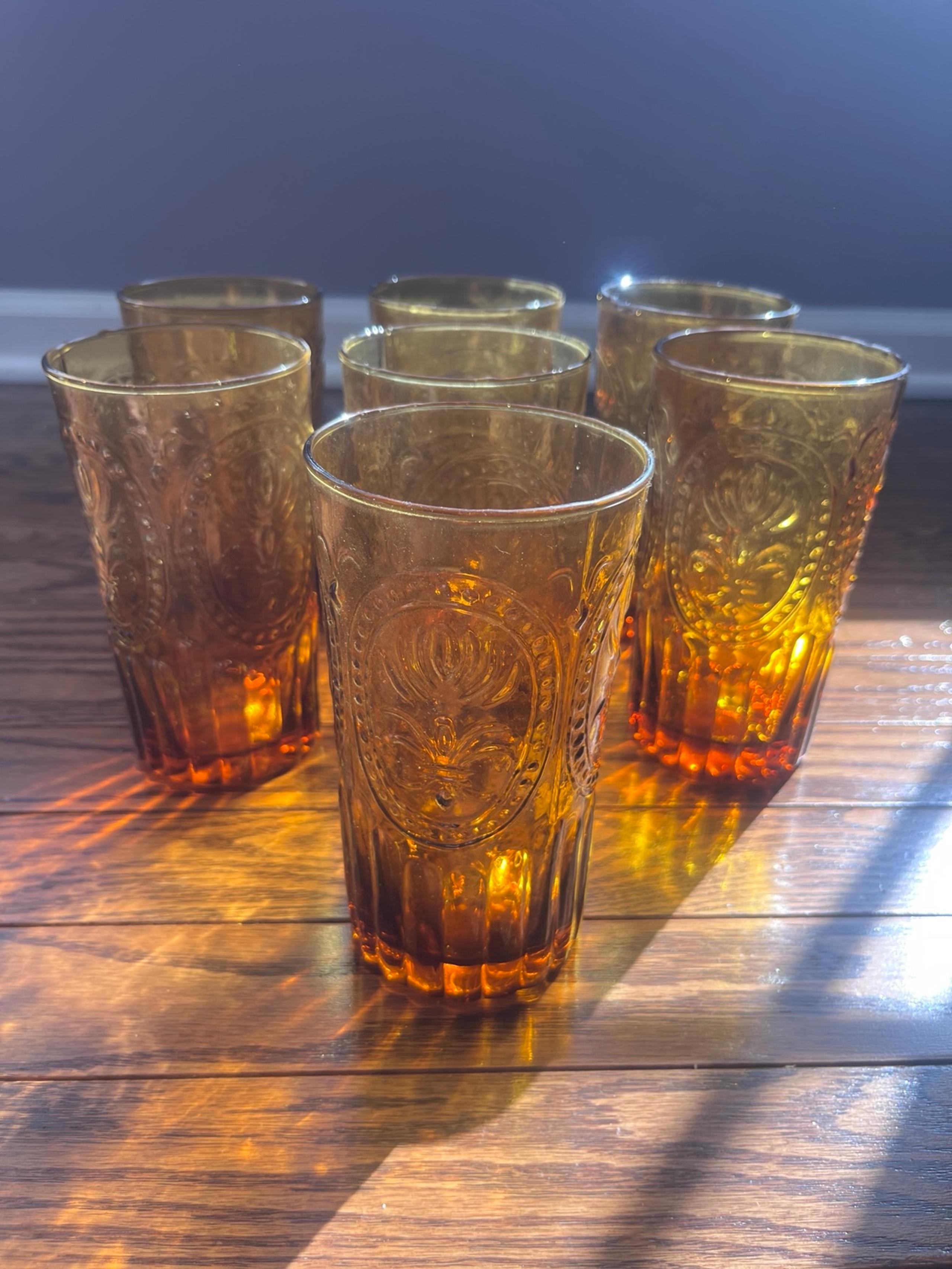 Pack of 7 amber glasses