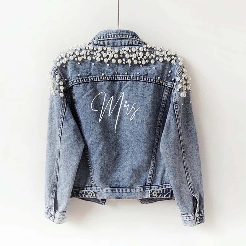 Bestickte Braut Jeansjacke Mrs. MissyKDesigns