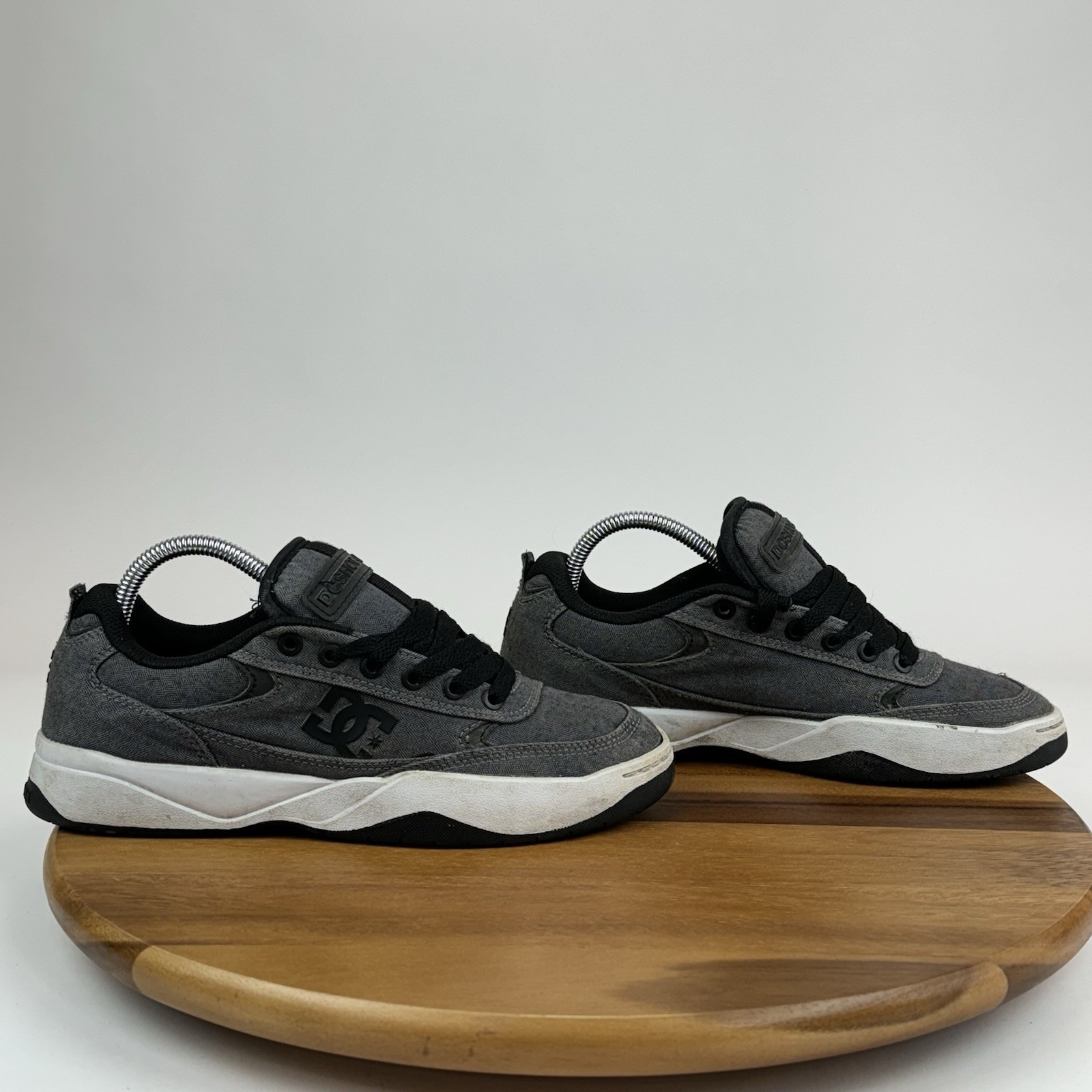 Mens DC Penza TX SE Heather Charcoal Gray Skateboarding Sneakers Shoes Size 8 D