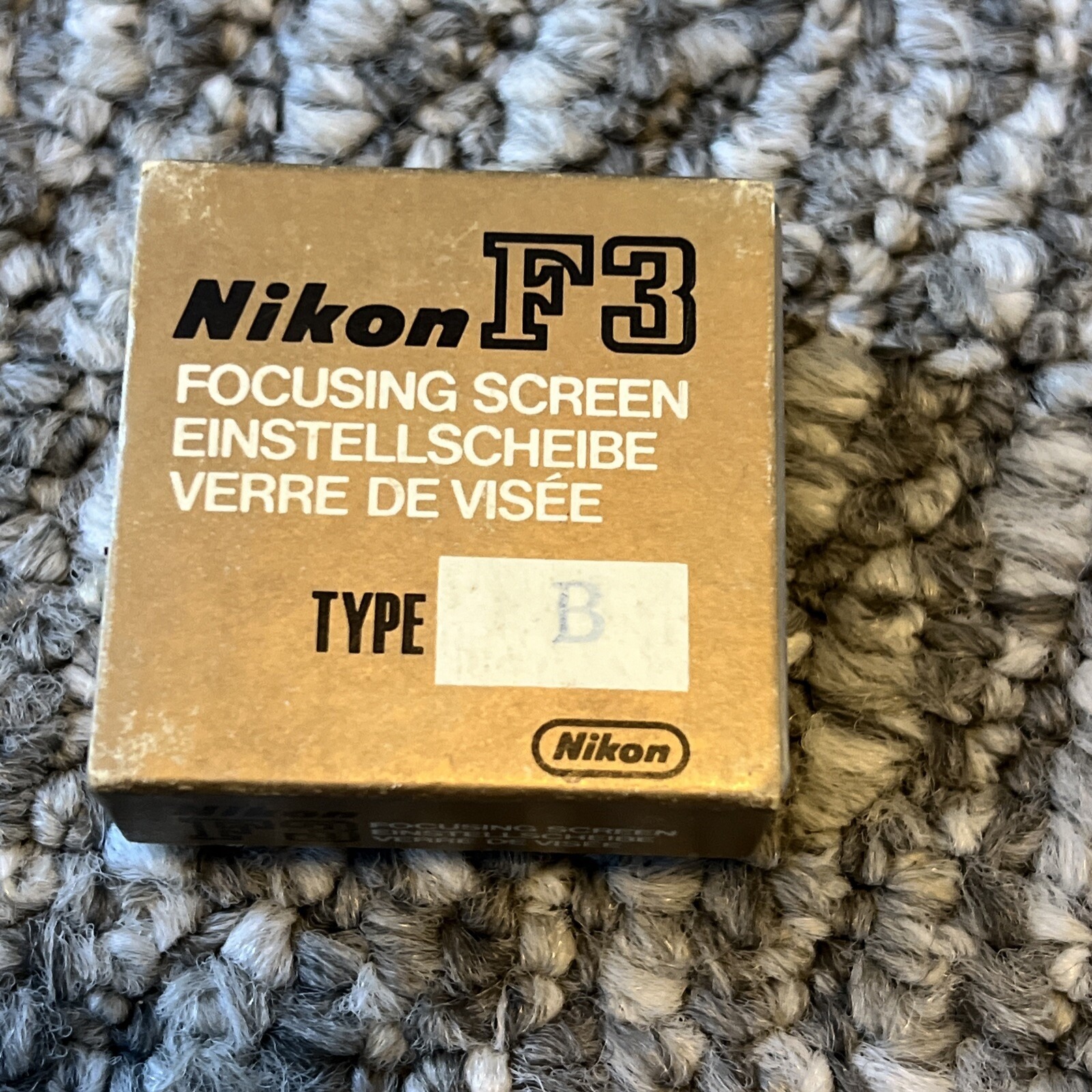 NOS/MINT Nikon Focusing Screen Type B for F3 Camera, split screen circle,