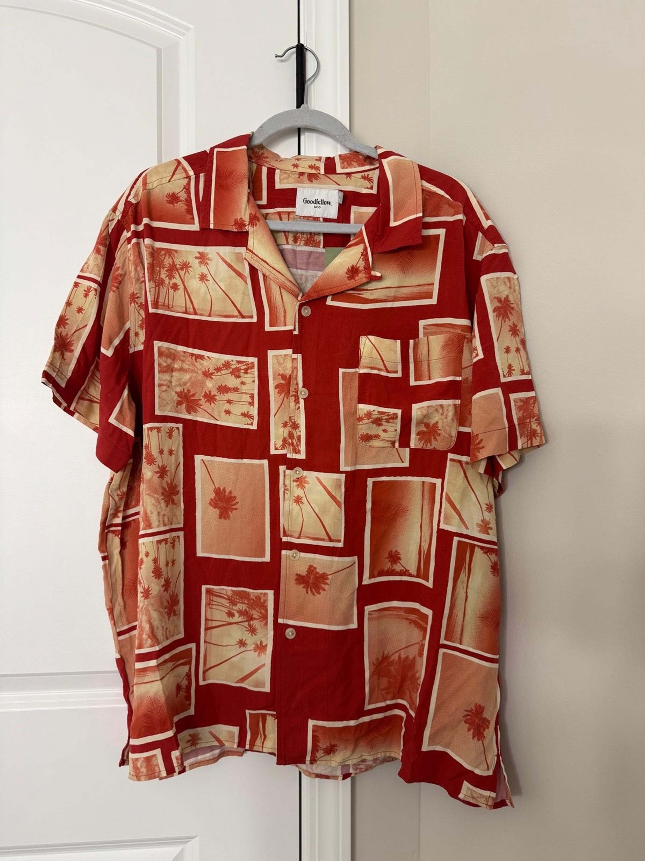 Men's Short Sleeve Button-Down Shirt - Goodfellow & Co -  Red XL