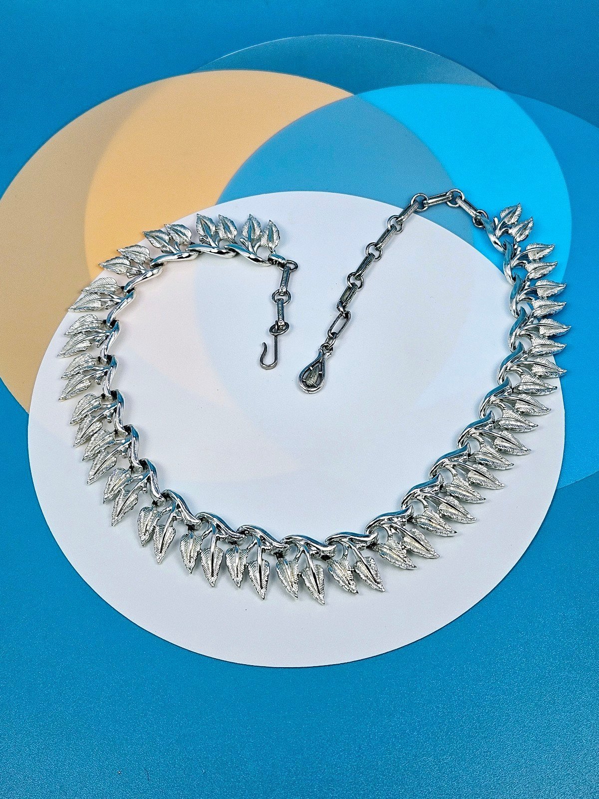 Vintage Coro silver leaf choker style necklace adjustable