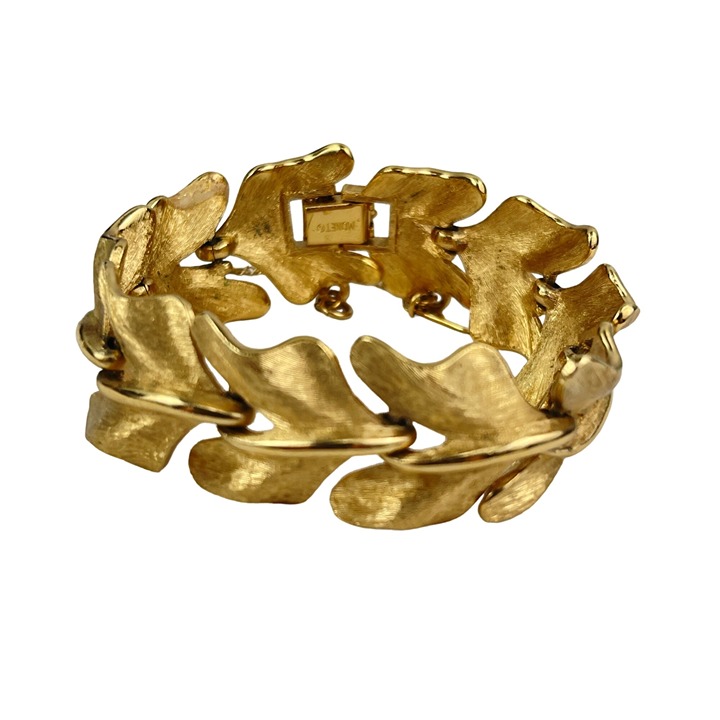 Monet Vintage Gold Tone Leaf Motif Bracelet Signed Textured Metal 7 Length