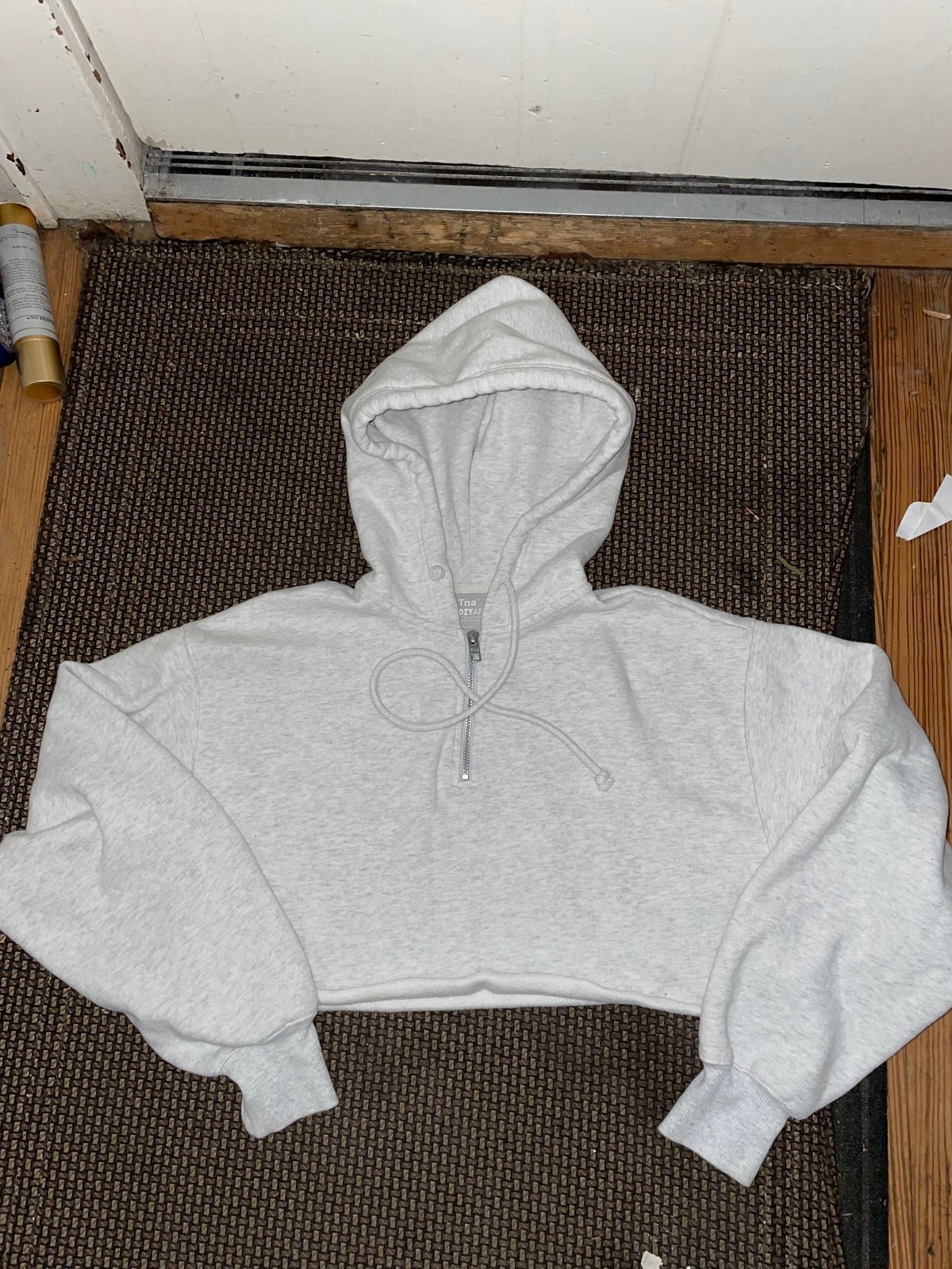 TNA cropped oversizesd hoodie
