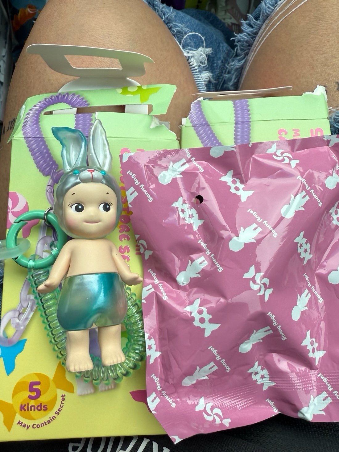 DO NOT BUY. Sonny angel keychain