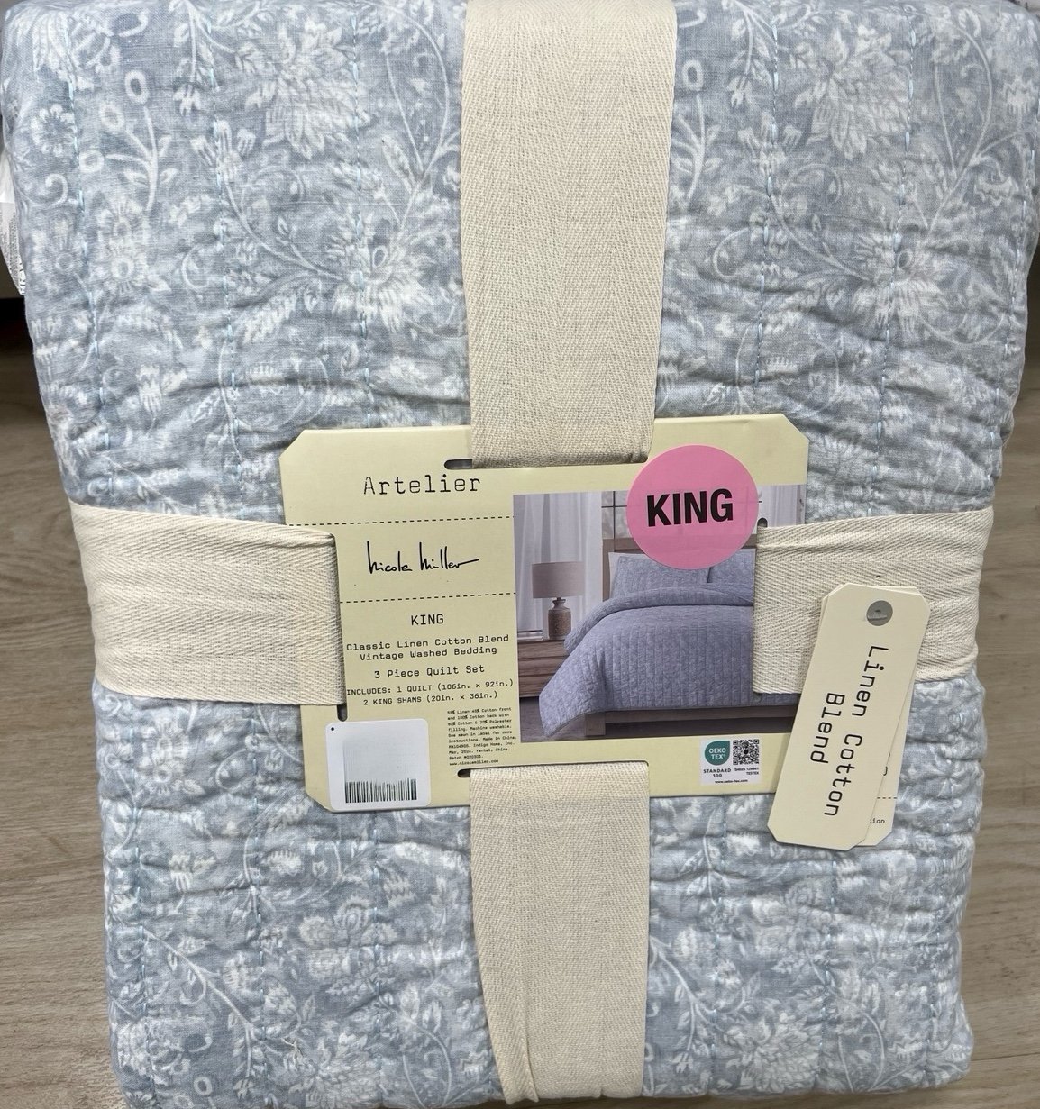 Nicole Miller 3 pc bedding set !