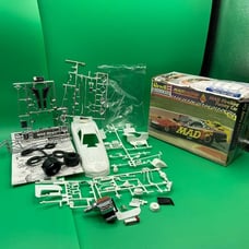 Revell Monogram Mad Racing Mad Firebird Funny Car Sealed Inside 1/24