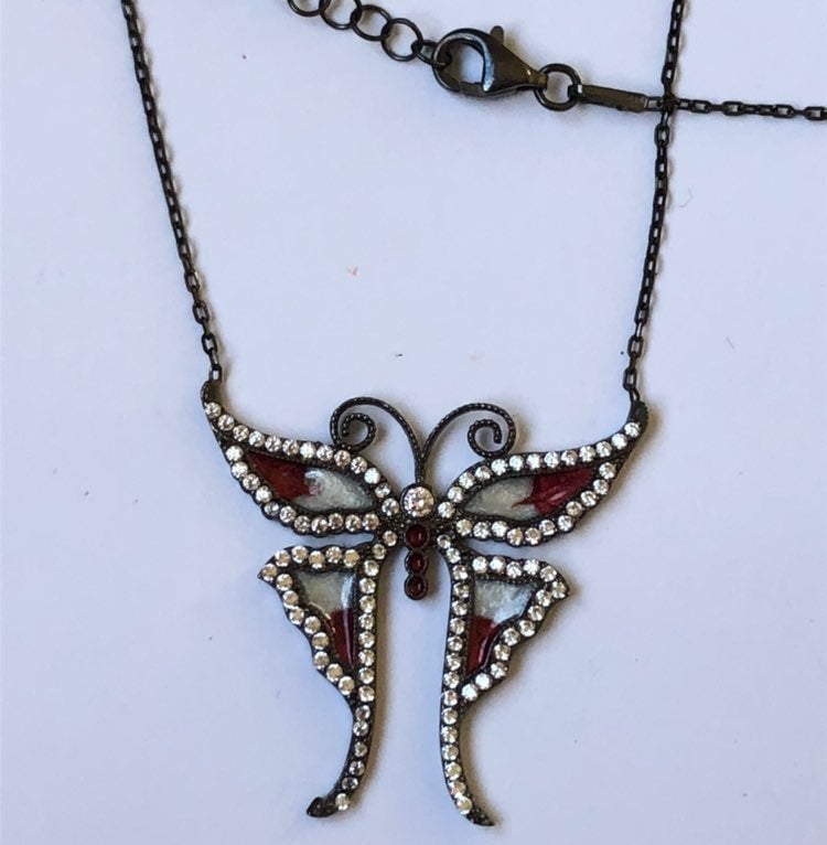 Silver butterfly with black rhodium neck