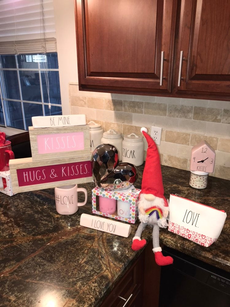 Rae Dunn valentines day Set.10 count set