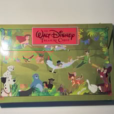 Vintage Walt disney Treasure chest 4 books