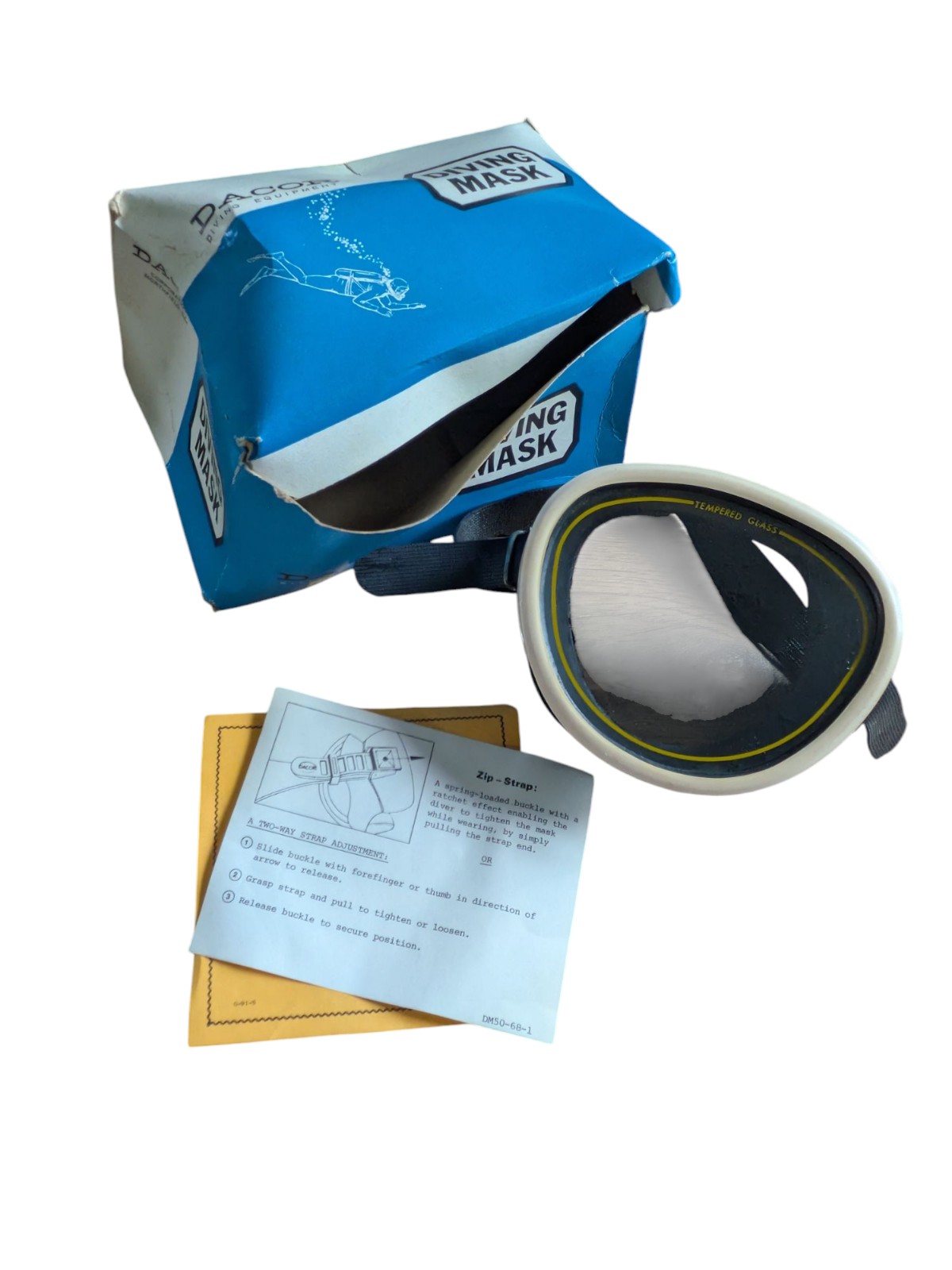 Vintage 60s Decor Diving Mask Round Dm50u Dolphin Aqua Explorer With Box and pap