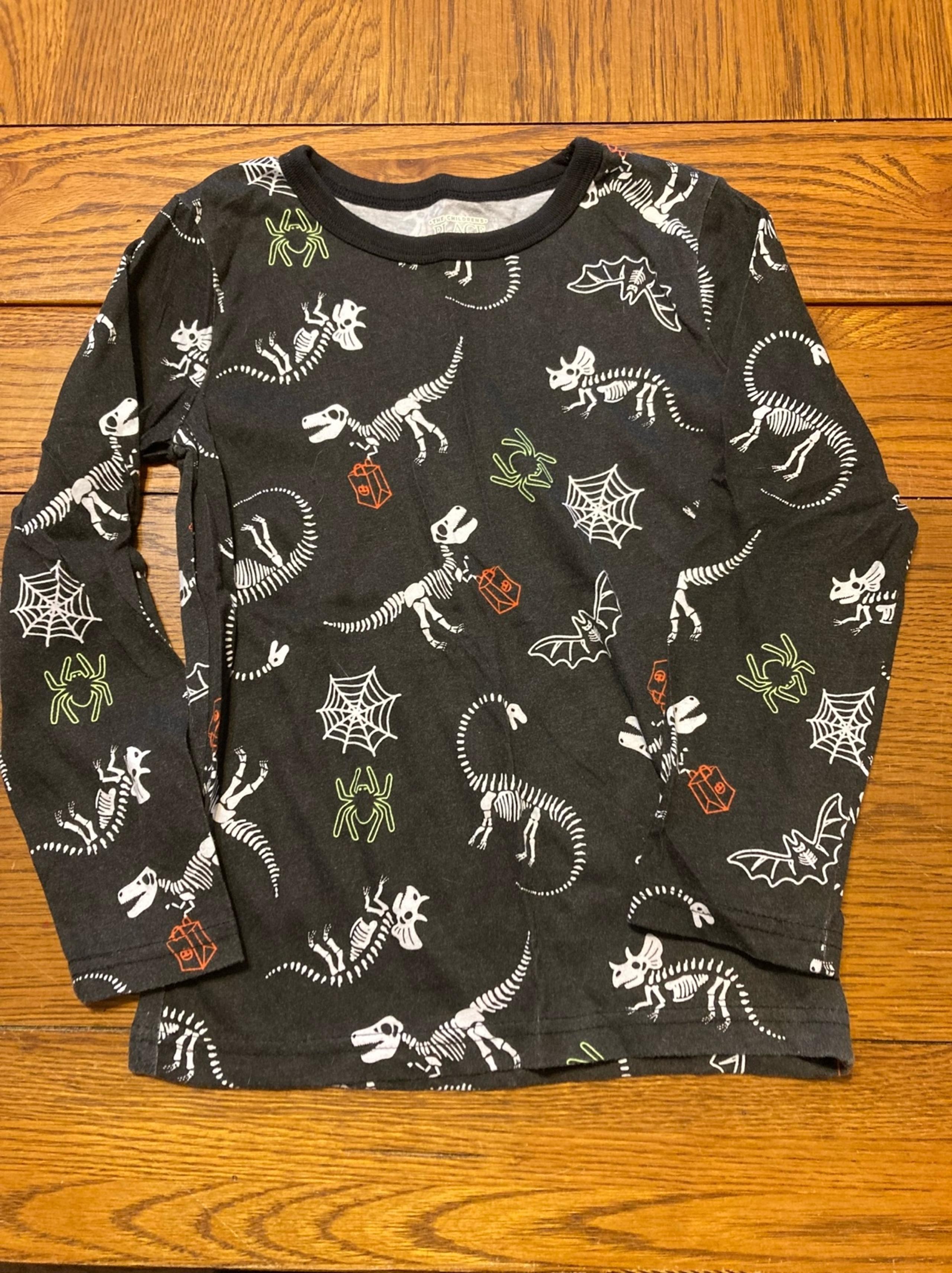 The Children’s Place Halloween Dinosaur Long Sleeve T-Shirt Size 5T