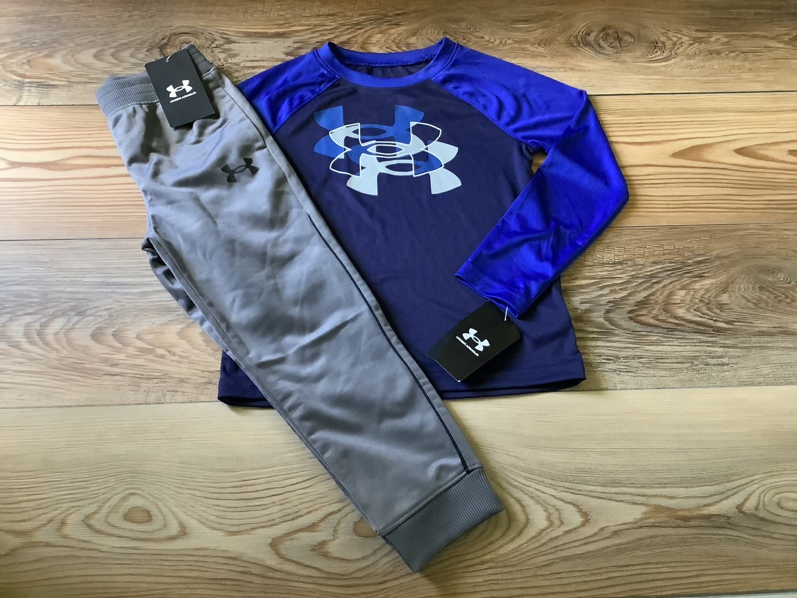 Under Armour l/s shirt & jogger outfit size 4(NWT)~PRICE IS FIRM ~