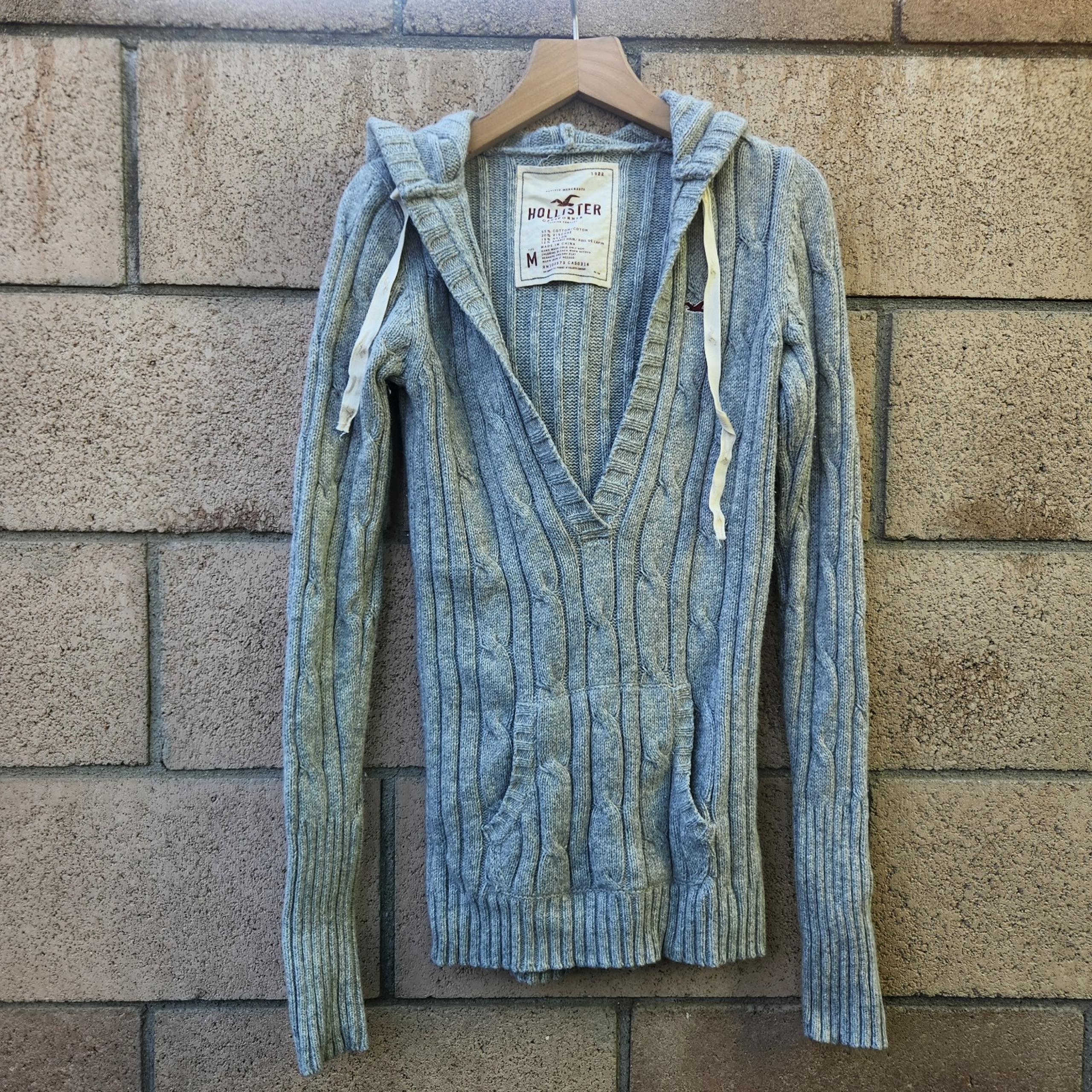 Hollister Women's Chunky Y2K Knit Hooded Sweater Ribbed Long Sleeves Size M Gray