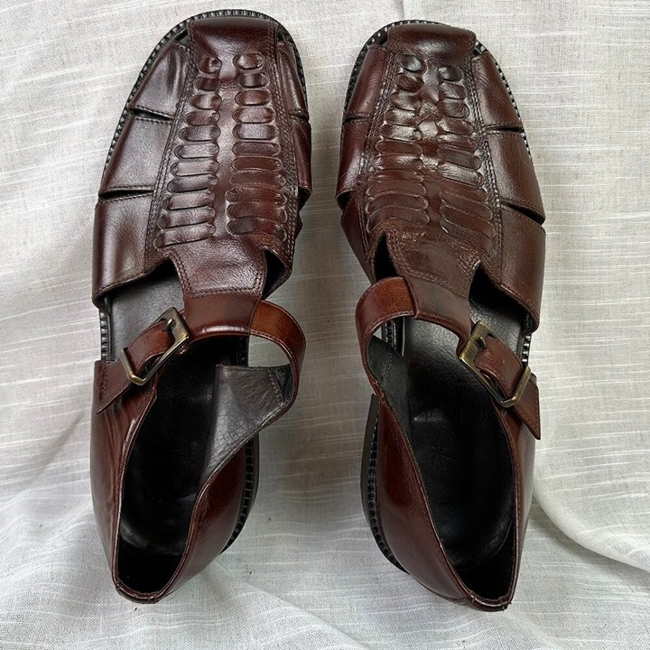 Tommy Bahama Mens Roman Sandal Size 10 Brown Leather Fisherman Woven Summer Shoe