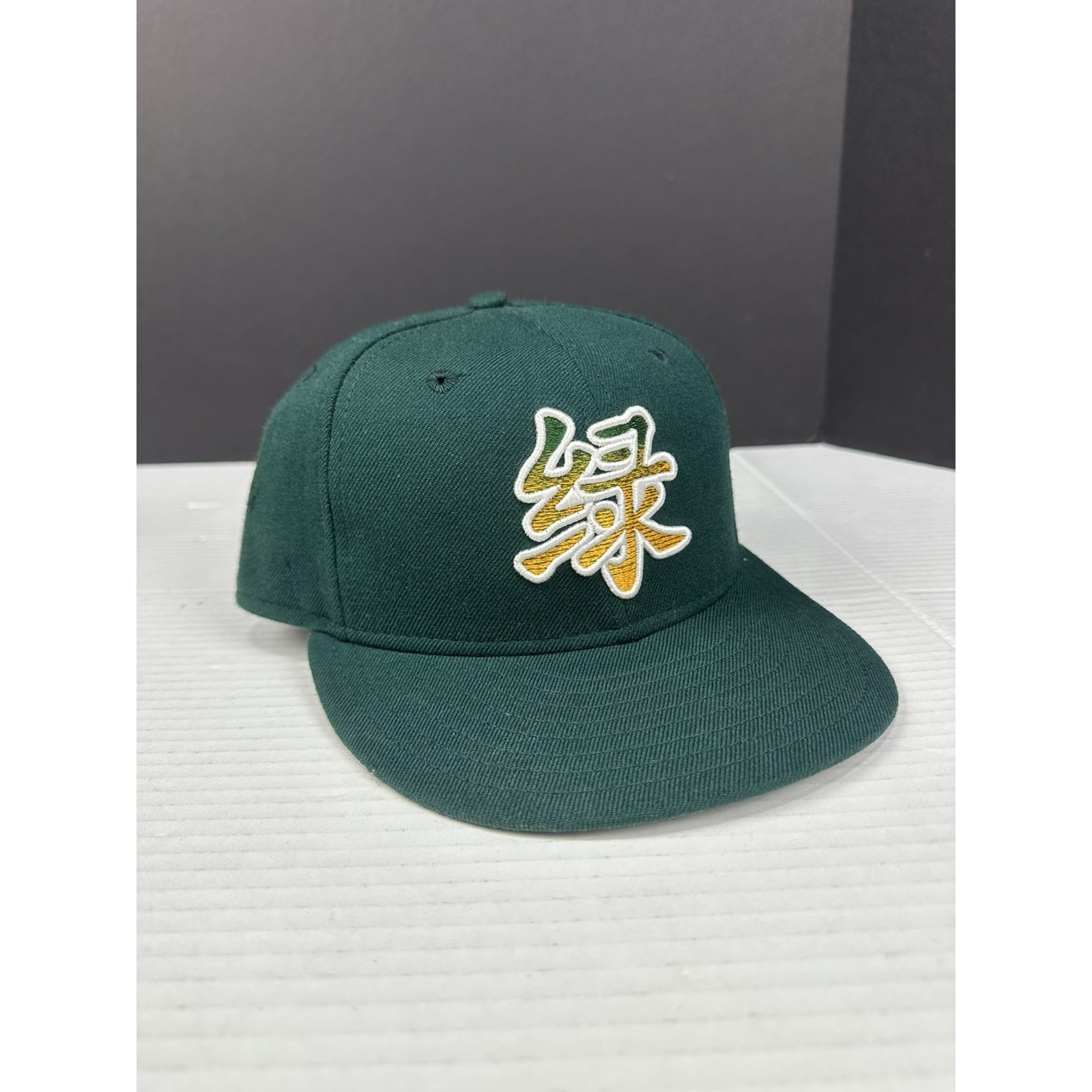 Vintage New Era 7 1/4 Green Bay Packers Kanji Fitted Cap Made In The USA