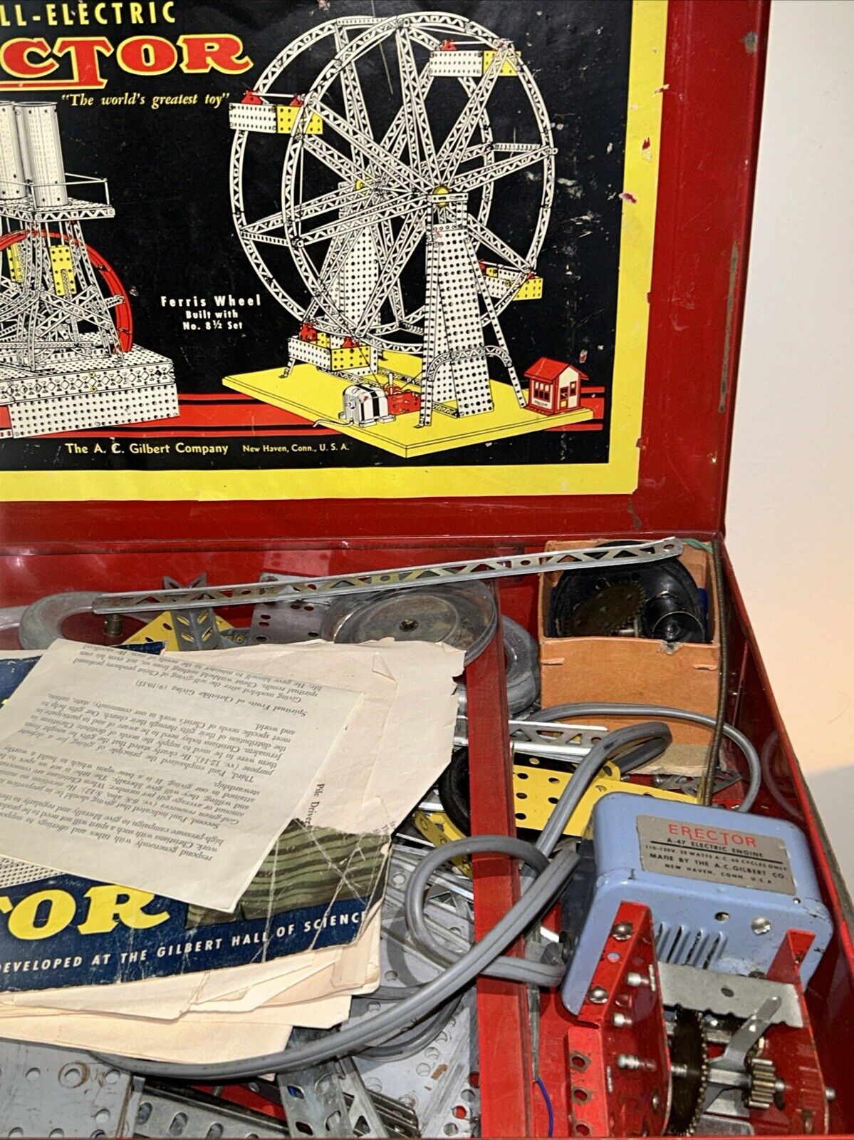 VTG 1951 A.C. Gilbert #8 1/2 Erector Set Ferris Wheel-Red Metal Case-Manual, USA