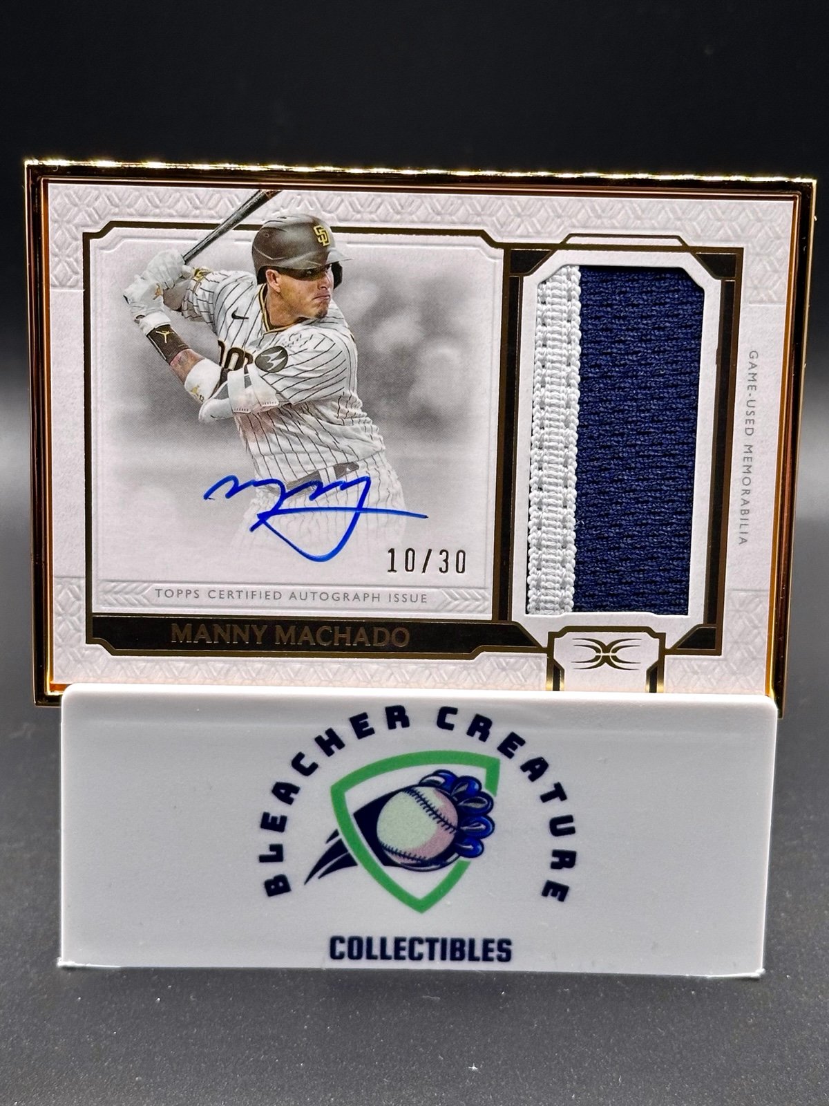 Manny Machado 2024 Topps Definitive Gold Frame Patch Auto /30