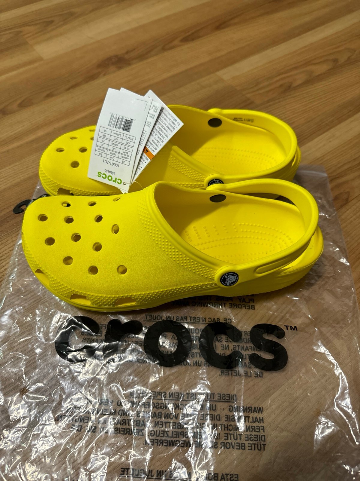 Crocs Classic Yellow Clogs, men’s size 9