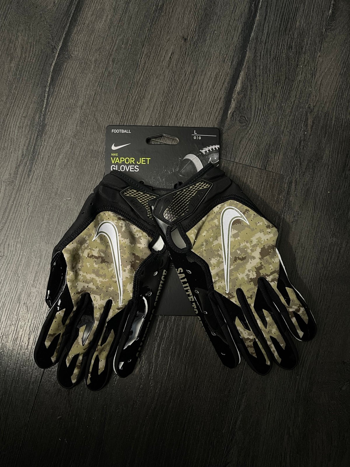 Nike Vapor Jet NFL Salute To Service Football Gloves
