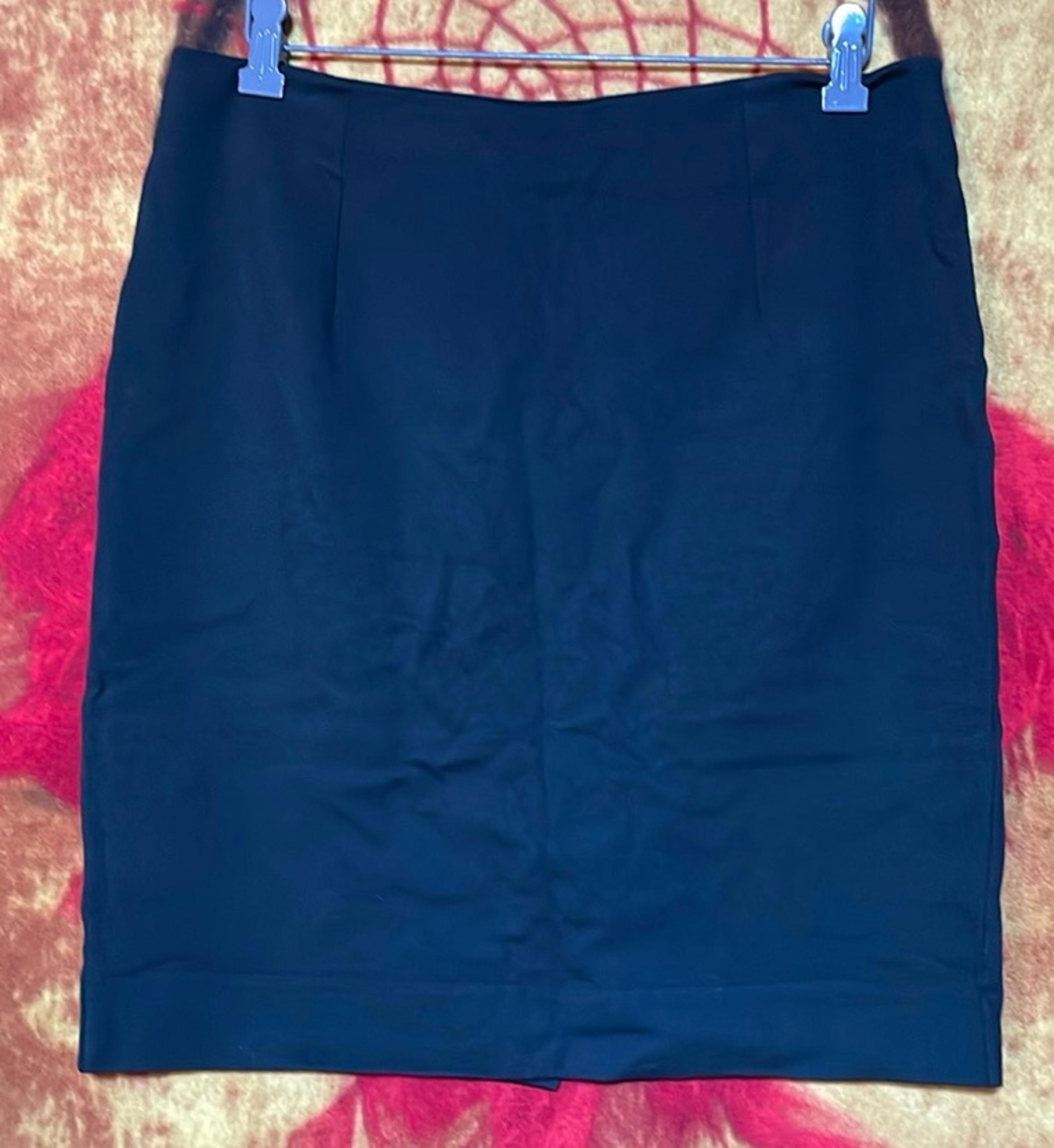 LANDS’ END-black stretch back-zippered mini dress skirt