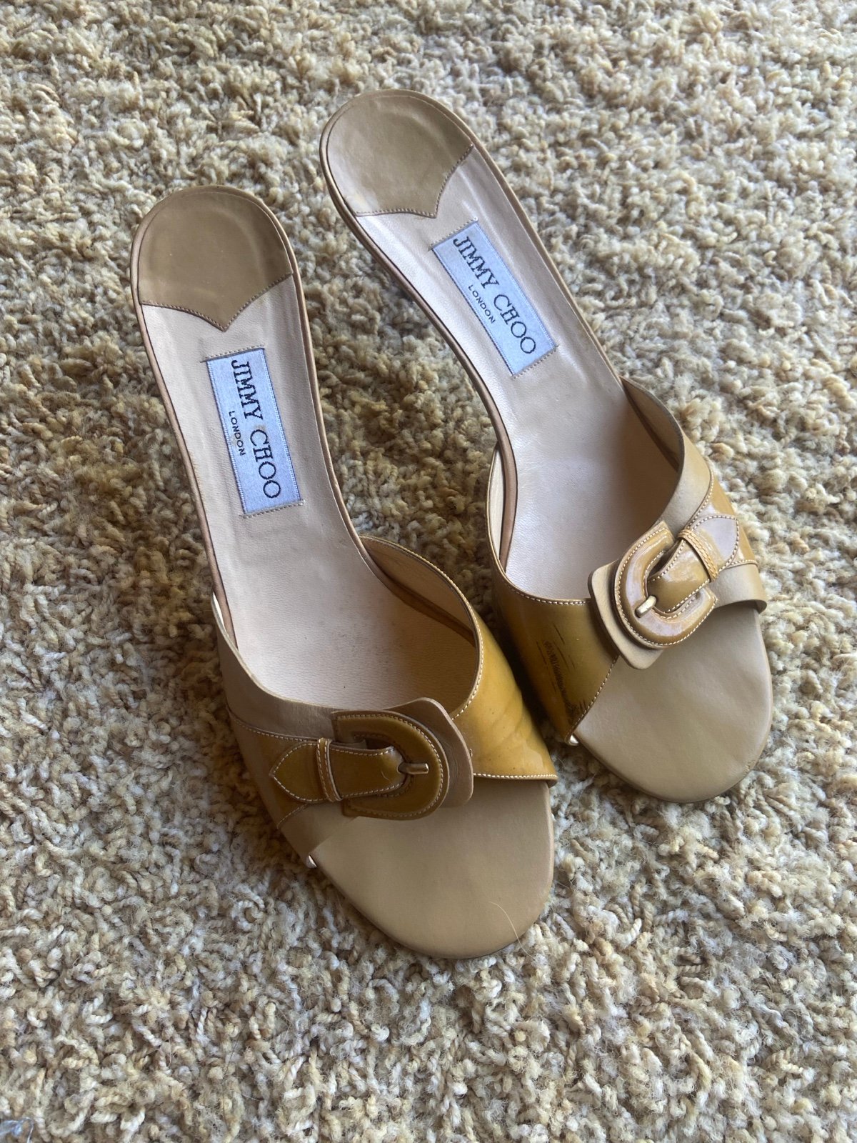 Jimmy Choo London Nude Patent Bow Kitten Heels US 9.5 Vero Cuoio Made in Italy