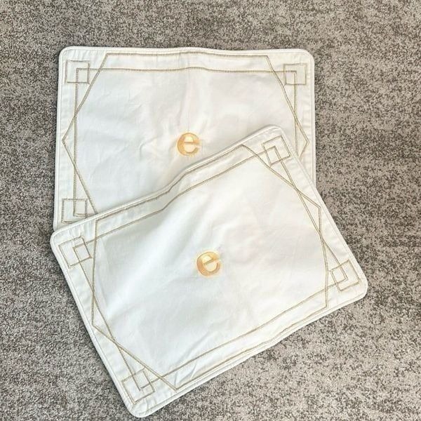 Pottery Barn Teens NWT E Monogrammed Pillow Covers 12”x16”