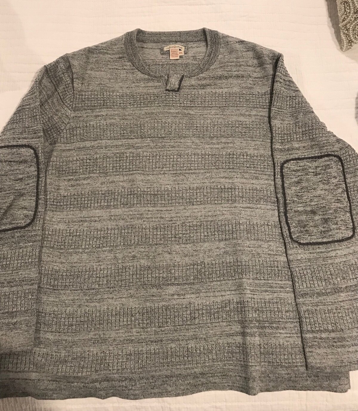 Inspired by all things denim , this pullover would upgrade your look!