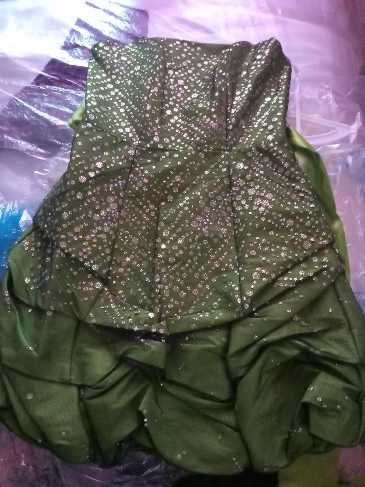 I'm sell a dress
