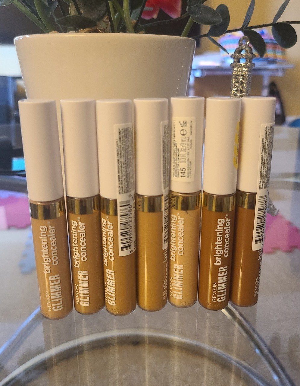 Concealer glimmer revlon